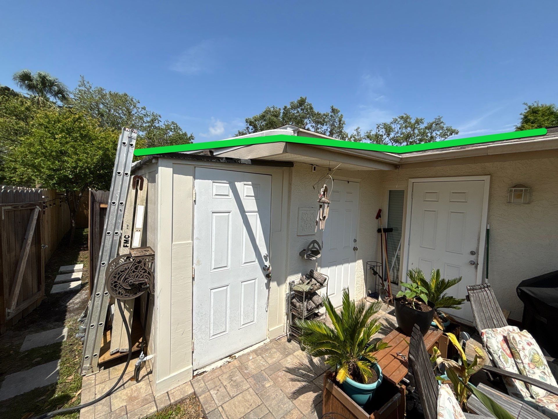 K-Style Seamless Gutter Installation using 3X4 Elbow Downspout in Sarasota FL by Gutter Professors