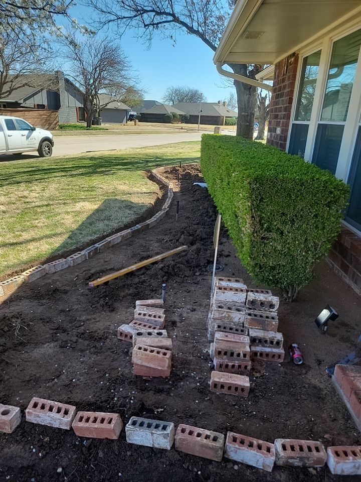 Concrete sidewalk using Concrete by Clays Services Inc