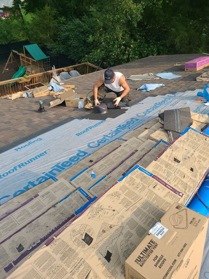 Alexandria: CertainTeed Landmark Pro Architectural Shingles in Max Def Shenandoah by RM Banning, Inc.