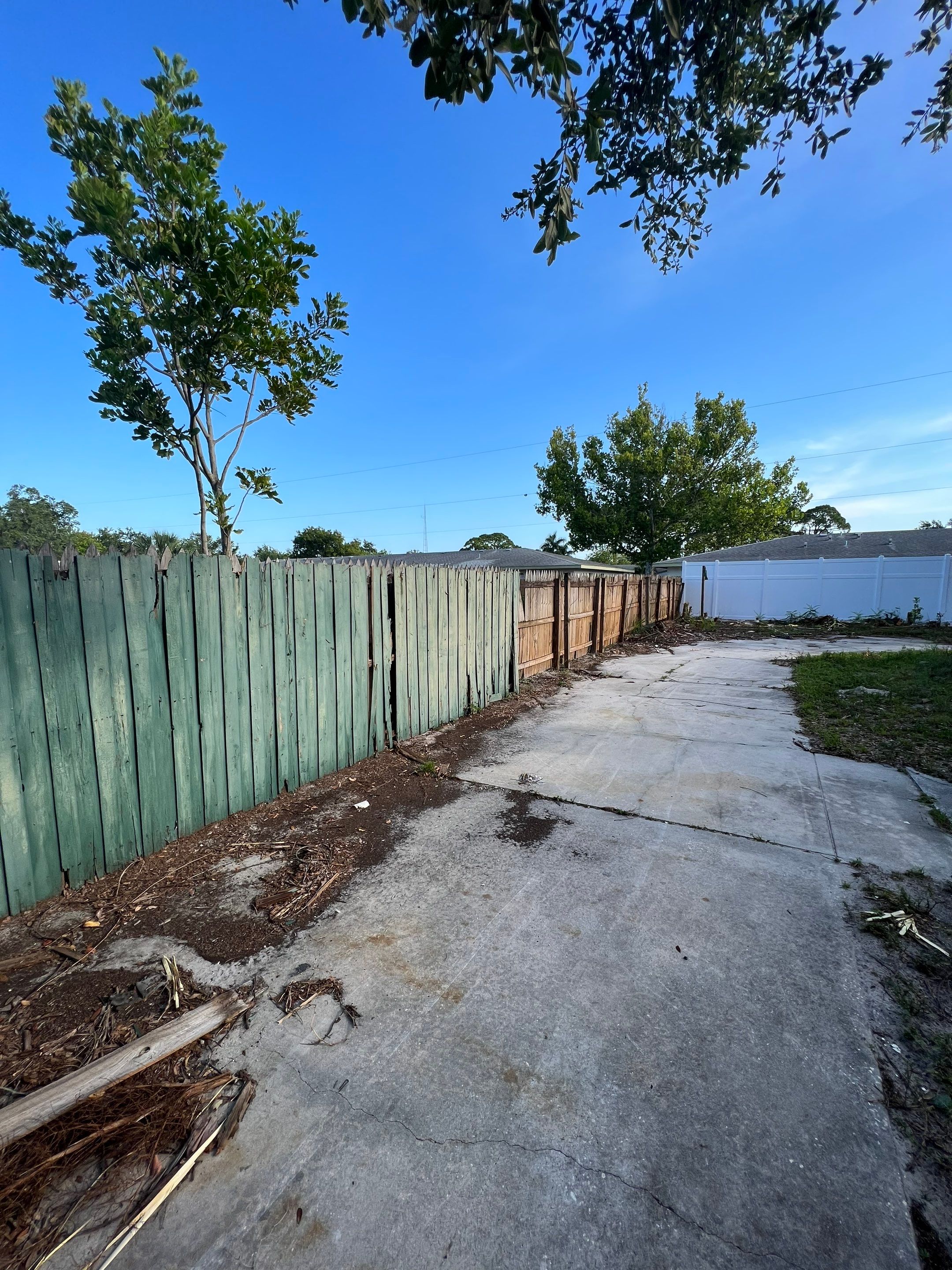 Bradenton, FL 6ft. Tall White Vinyl Privacy Fence  by Asap fence and gates, LLC