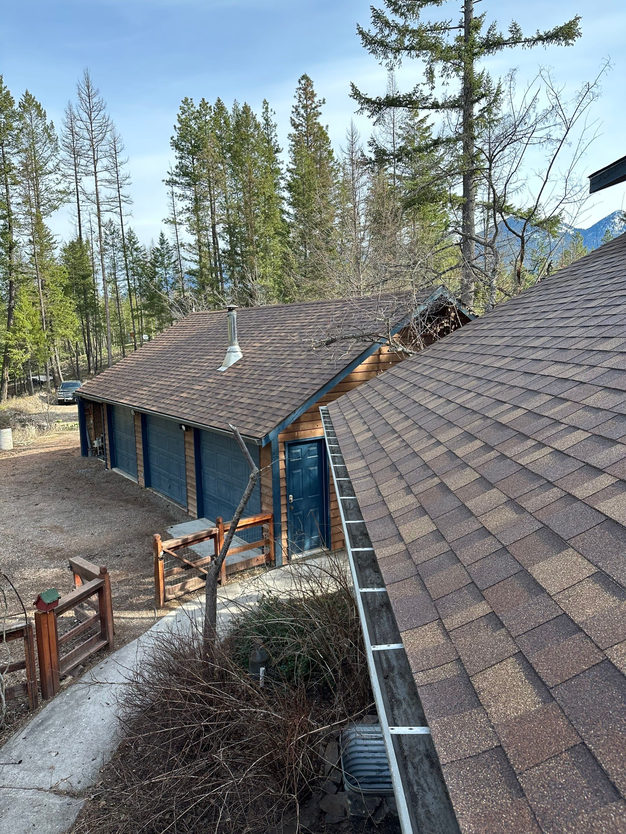 Owens Corning TruDefinition Duration - Desert Rose by Montana Roofing Solutions