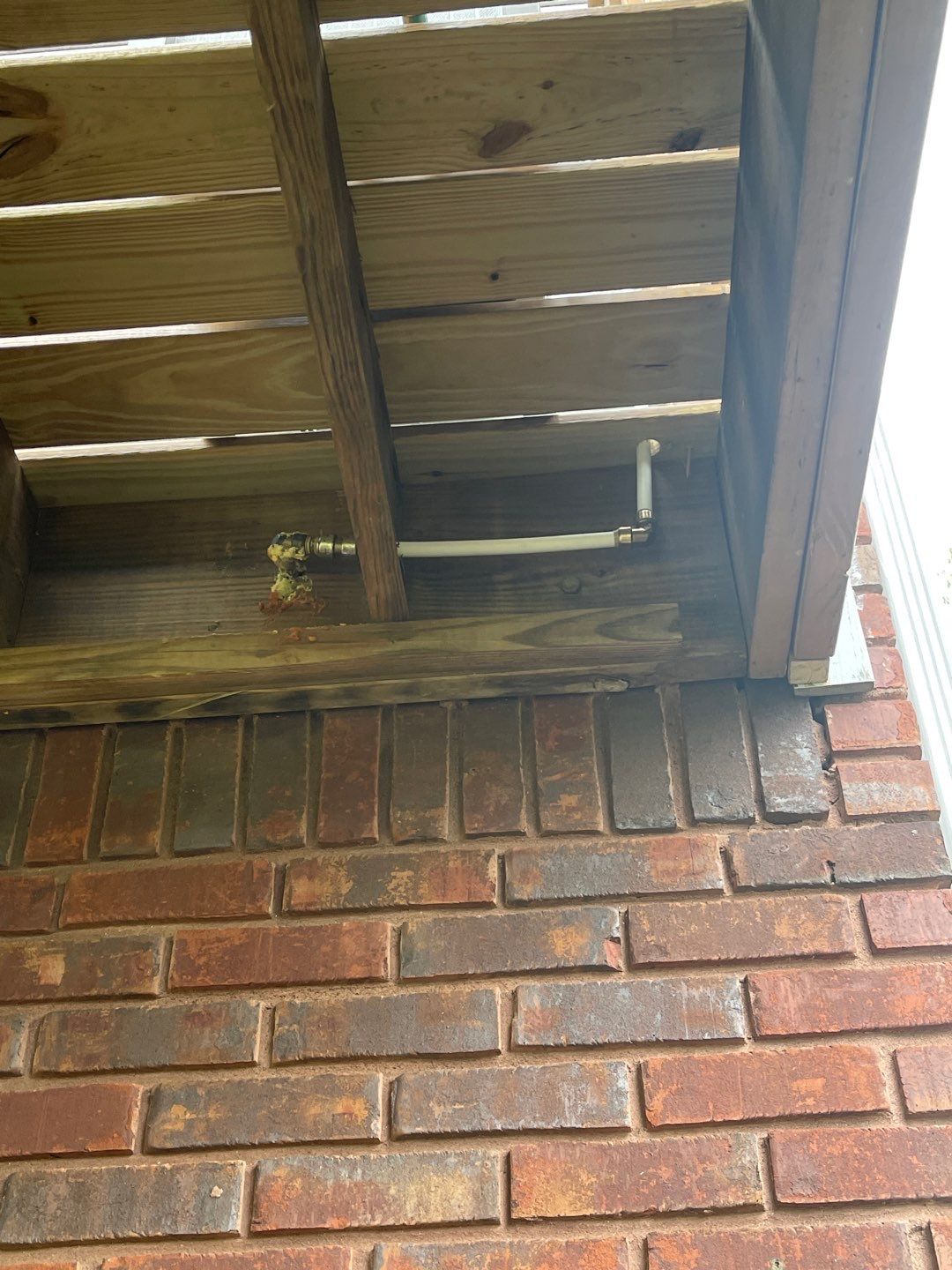 Shades Pointe Lane - Deck Installation  by Pillar and Pine