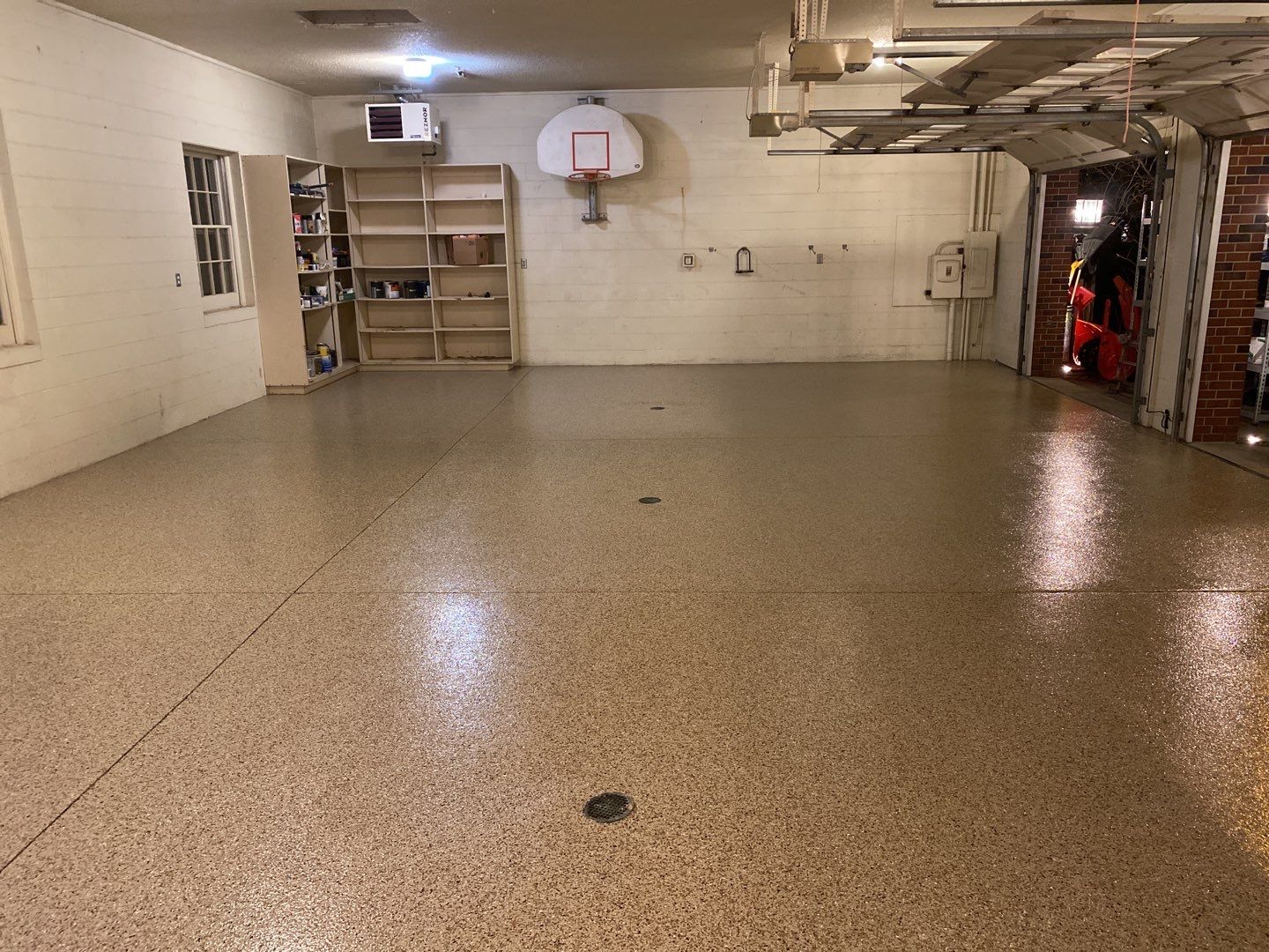 Des Moines Pecan Garage by Revival Concrete Coatings