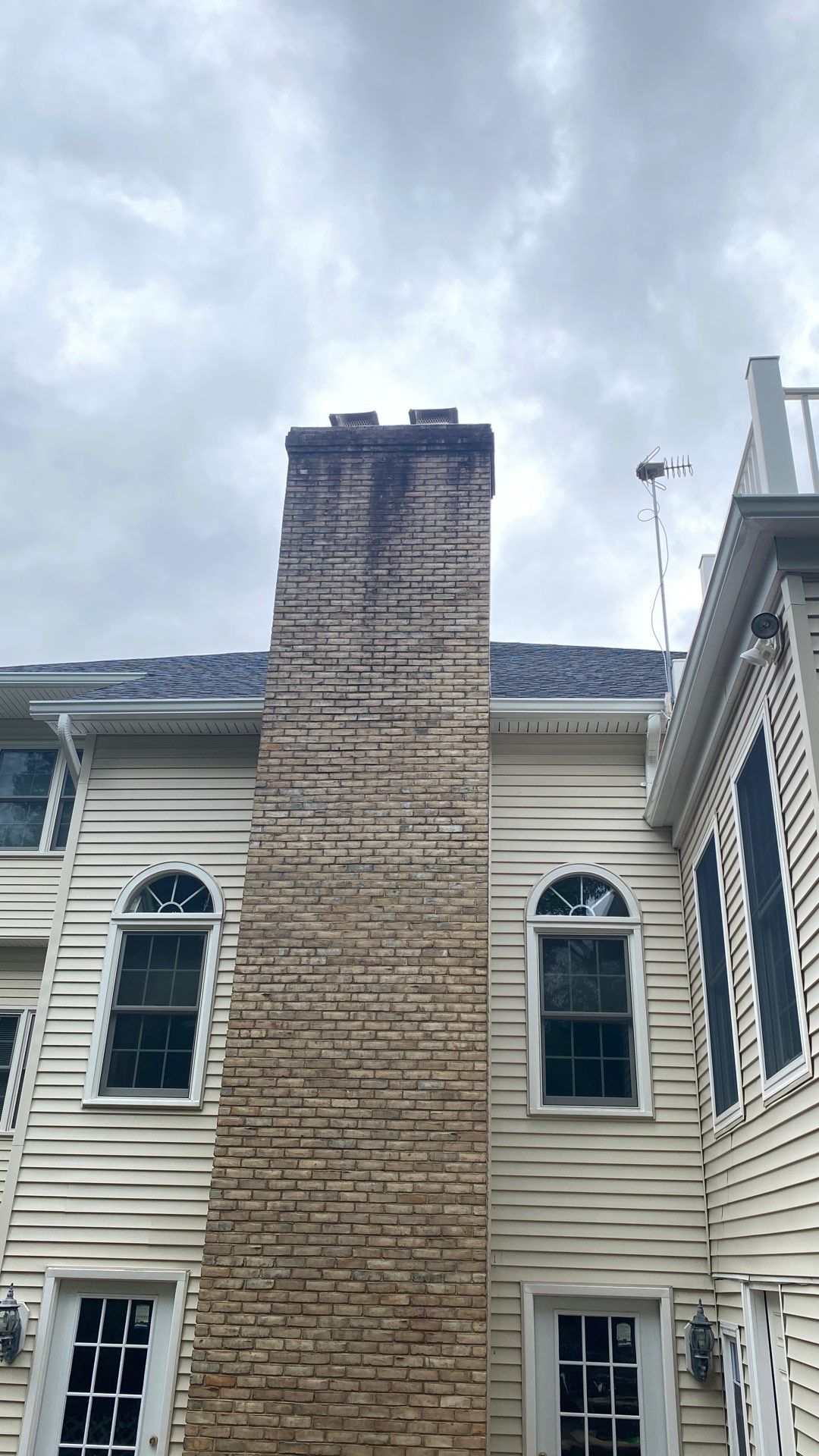 McLean: Residential Roof Installation with Landmark Pro Designer Shingles in Max Def Moire Black by RM Banning, Inc.