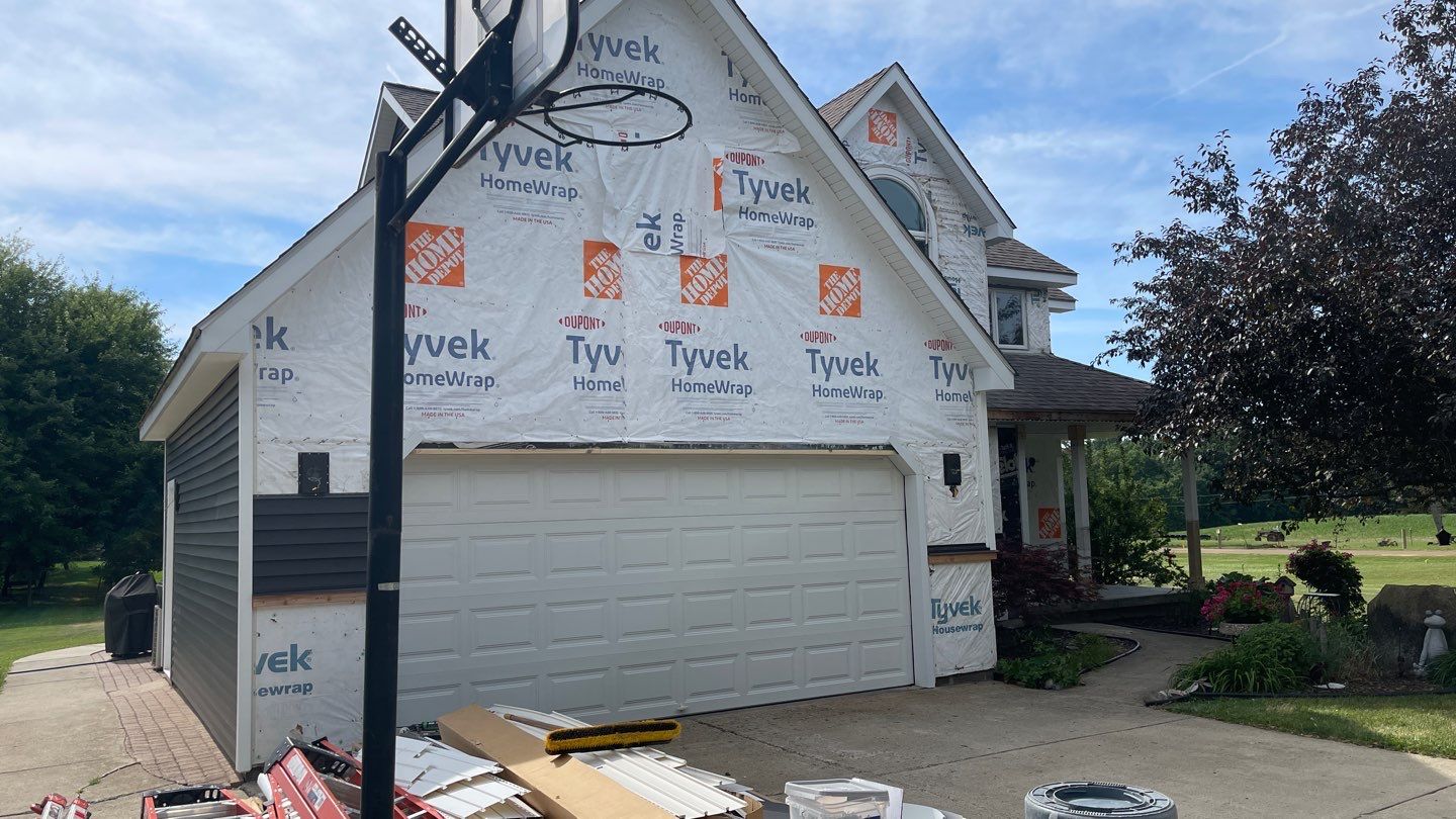 Siding Replacement using Certainteed Restoration Classic D4 by 180 Contractors