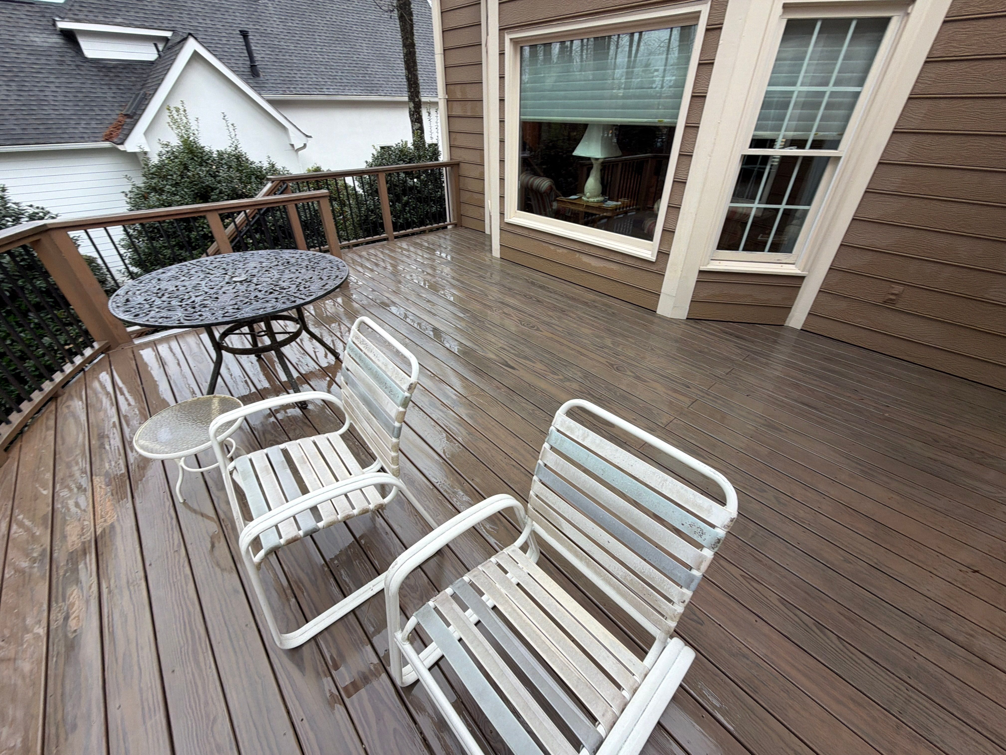 Alpharetta, GA Siding Replacement and Deck Stain by Nelson Exteriors