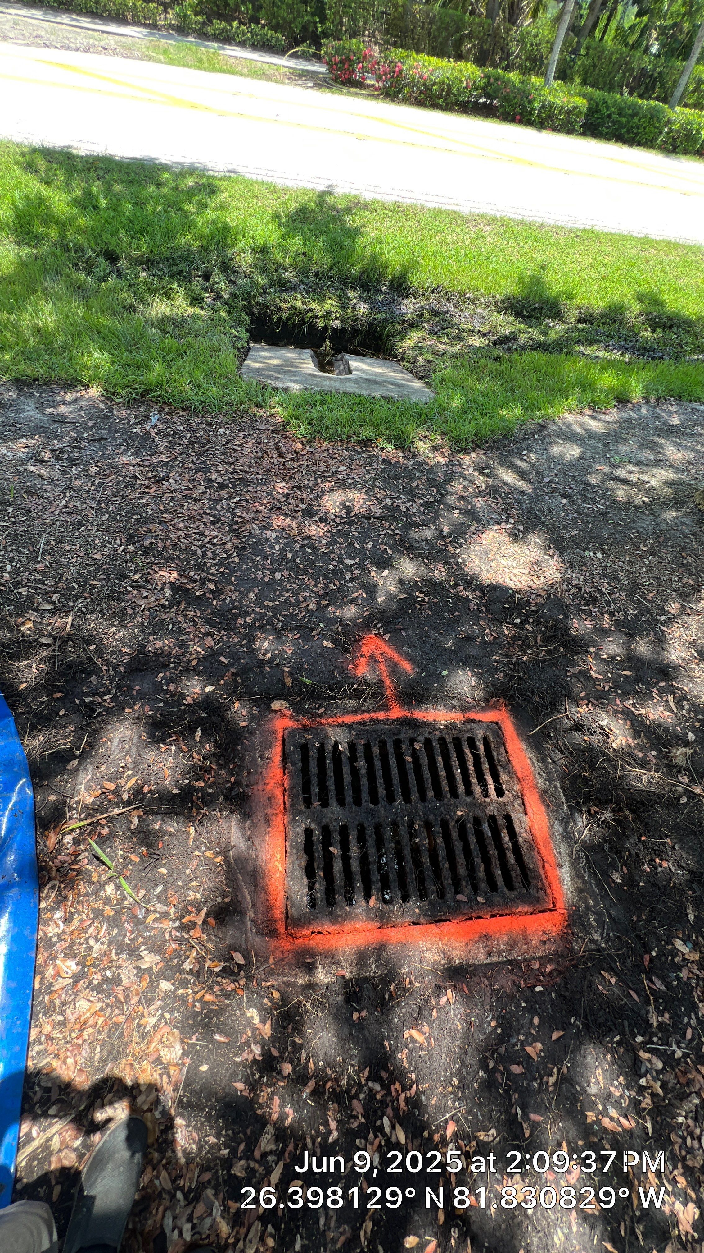 Pelican Landing Beach Parking Lot Stormwater System Maintenance by Don Mar, Inc. Storm Water Solutions