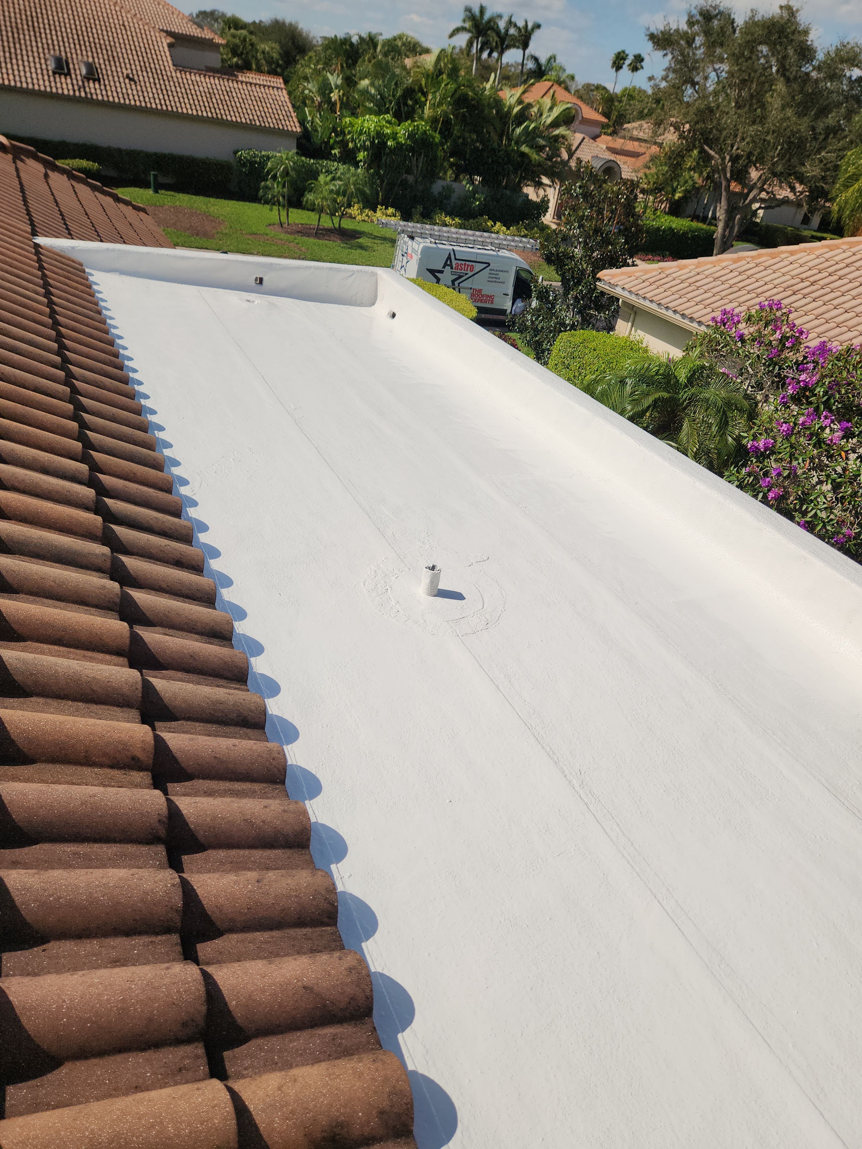 Flat Roof Waterproofing and Silicone Coating in Boca Raton by Aastro Roofing