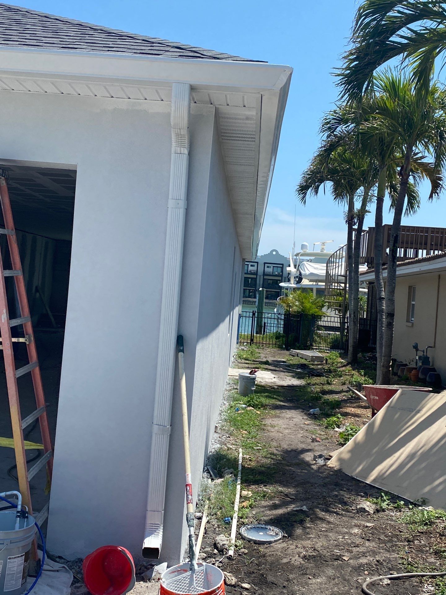 Florida Rain-Ready Homes with Seamless Gutters by Gutter Professor in Clearwater FL by Gutter Professors