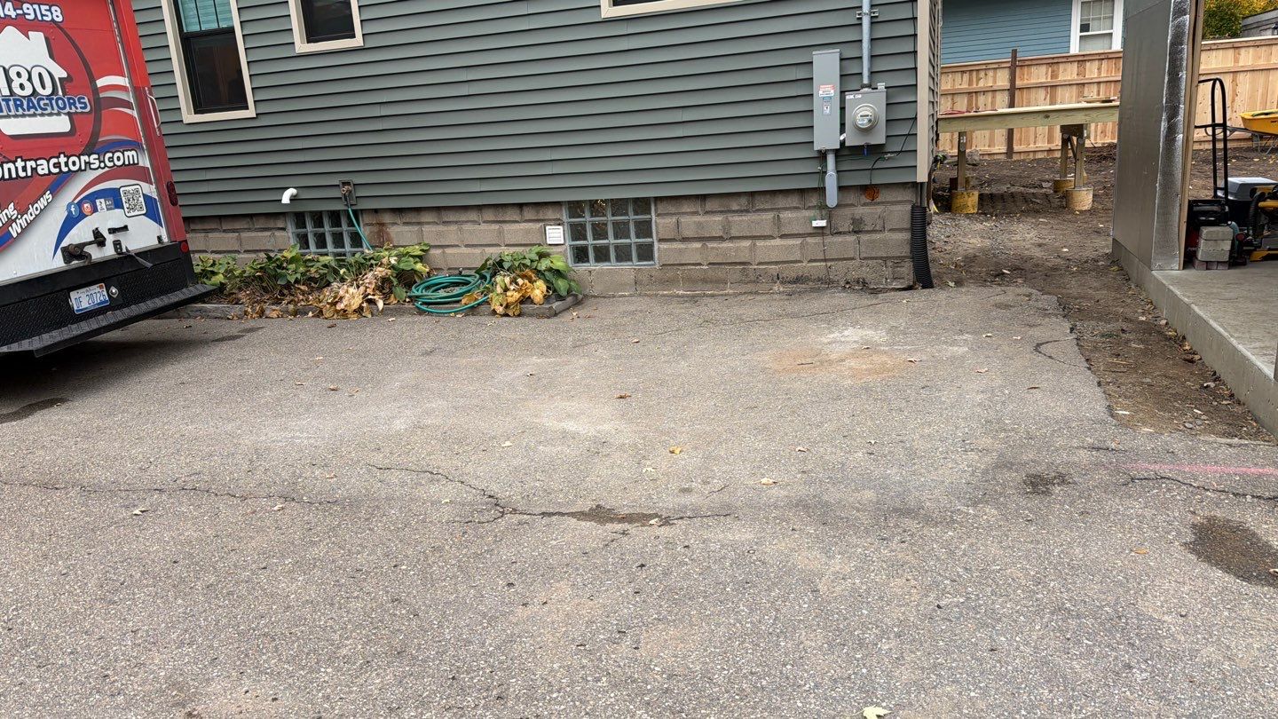 Siding Replacement using Alside Charter Oak D4.5" Deep Moss by 180 Contractors