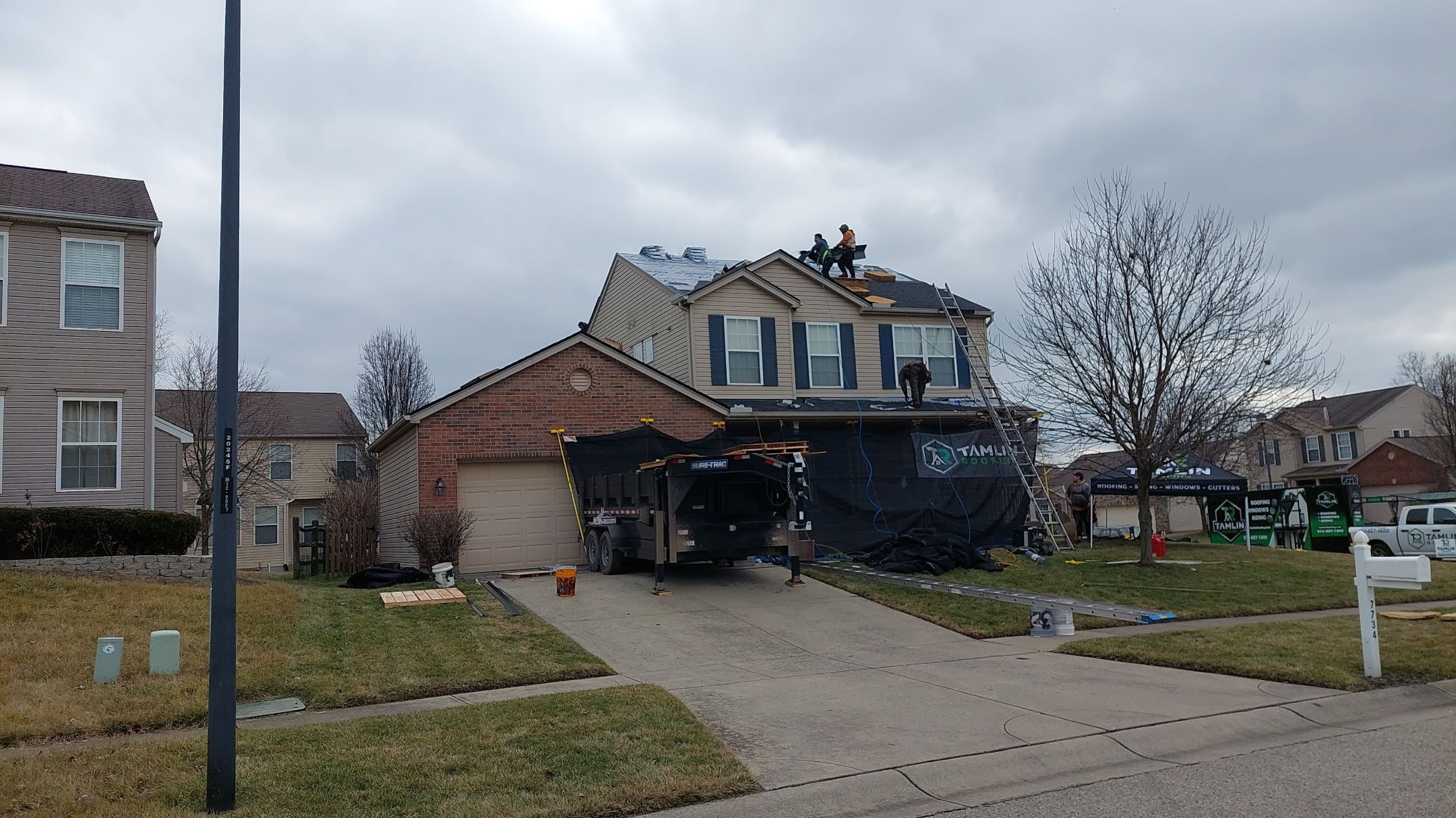 Atlas Black Shadow by Tamlin Roofing