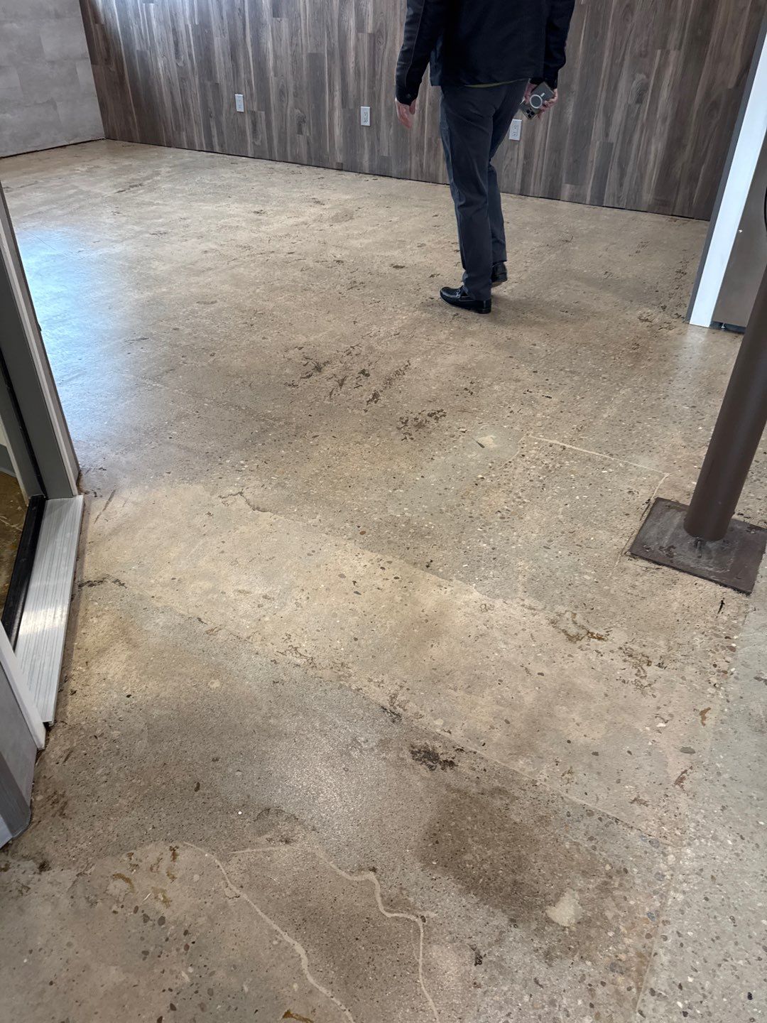 Slight Polish Project in McKees Rocks by Floors in a Day, Inc