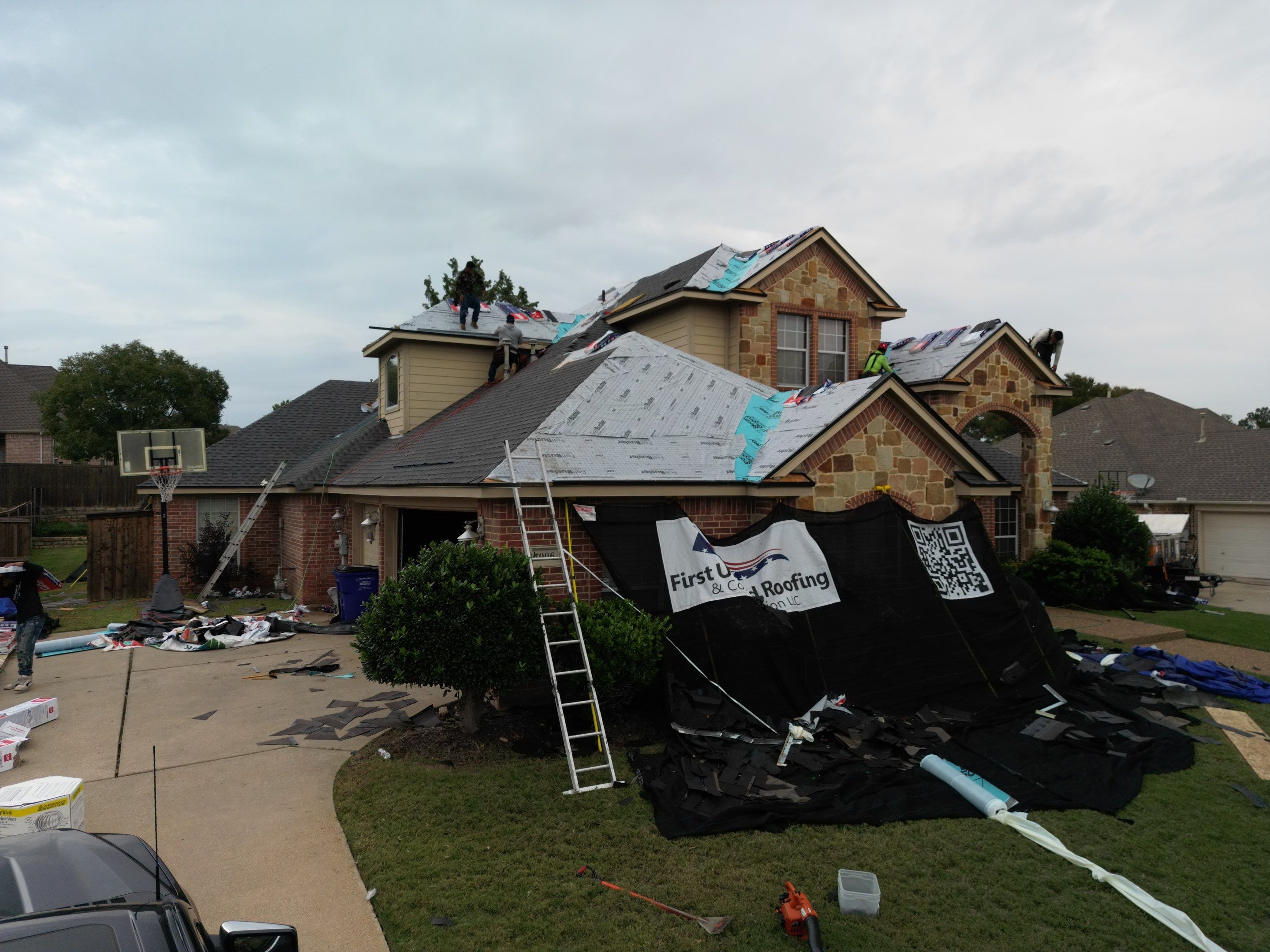 Full Roof Replacement in Mansfield Texas - GAF MasterElite Golden Pledge 25 year Warranty by First United Roofing & Construction