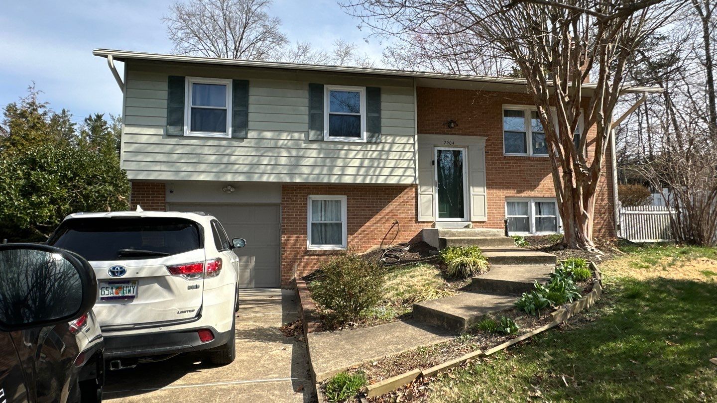 Springfield CertainTeed Landmark Pro Roof in Max Def Pewter by RM Banning, Inc.