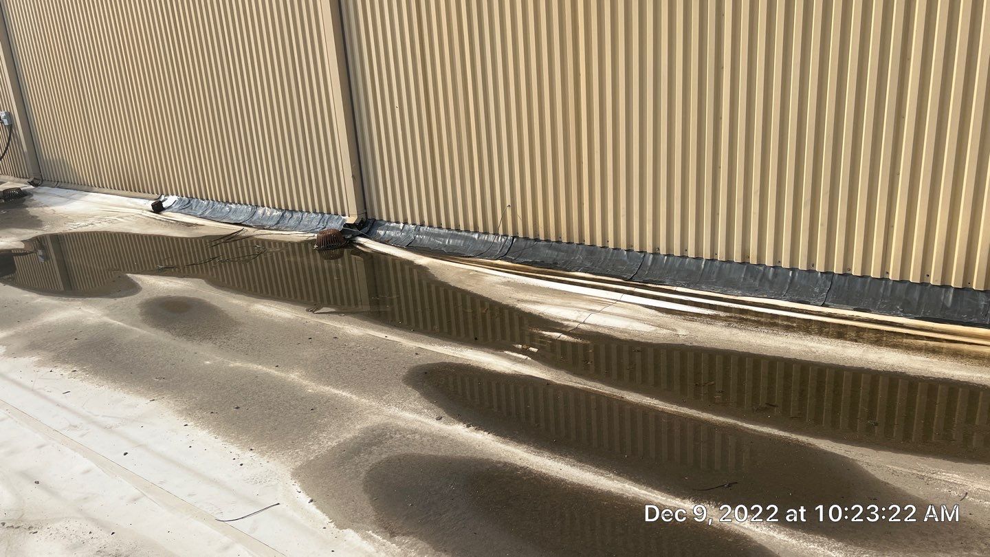 TPO single-ply roofing system using GAF by Straight Edge Roofing Inc