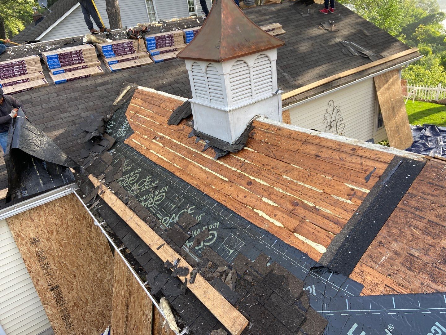 Roof Replacement using CertainTeed Landmark by 180 Contractors