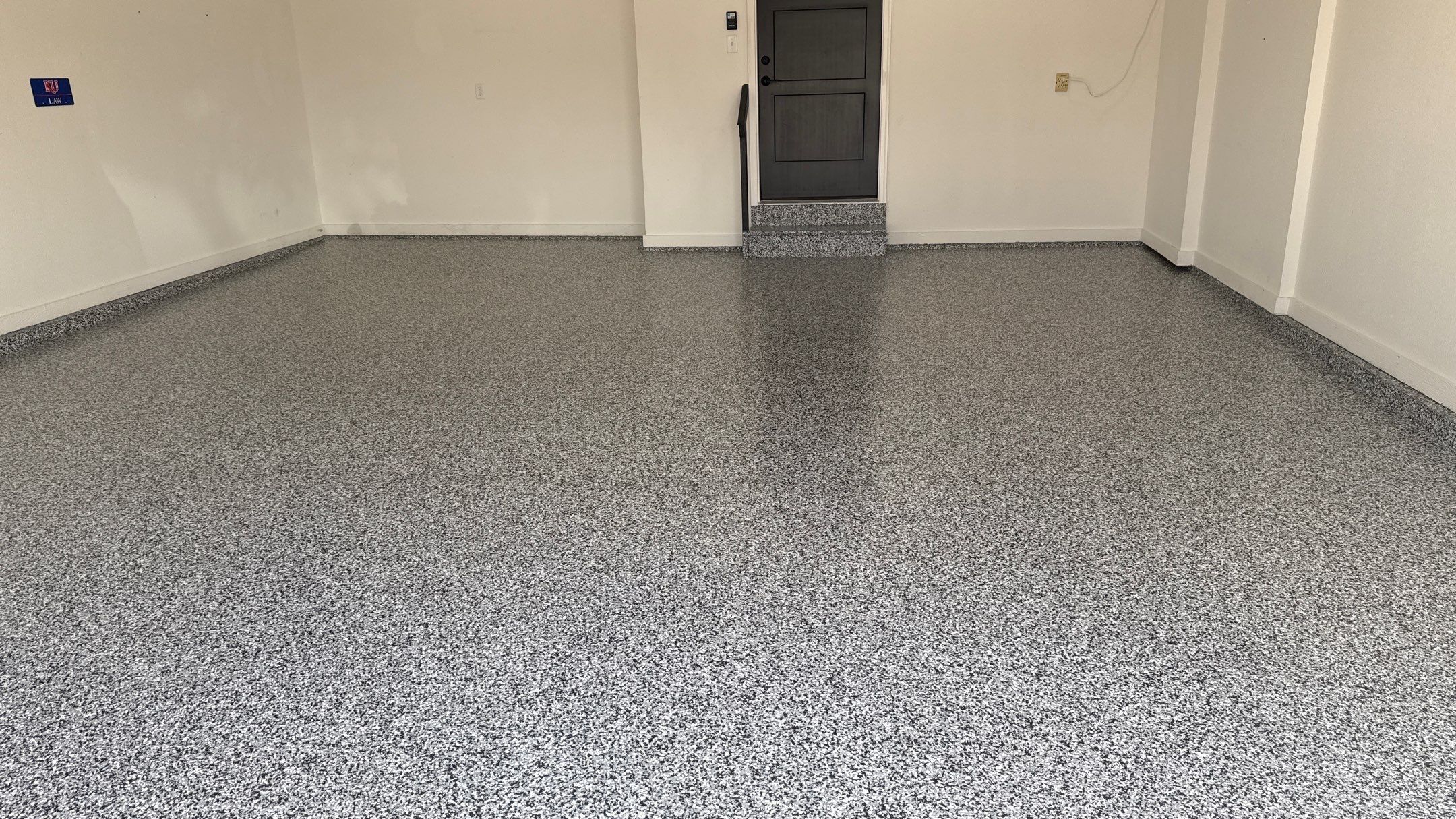 Jan's New Domino Floor Look by Banner Garage