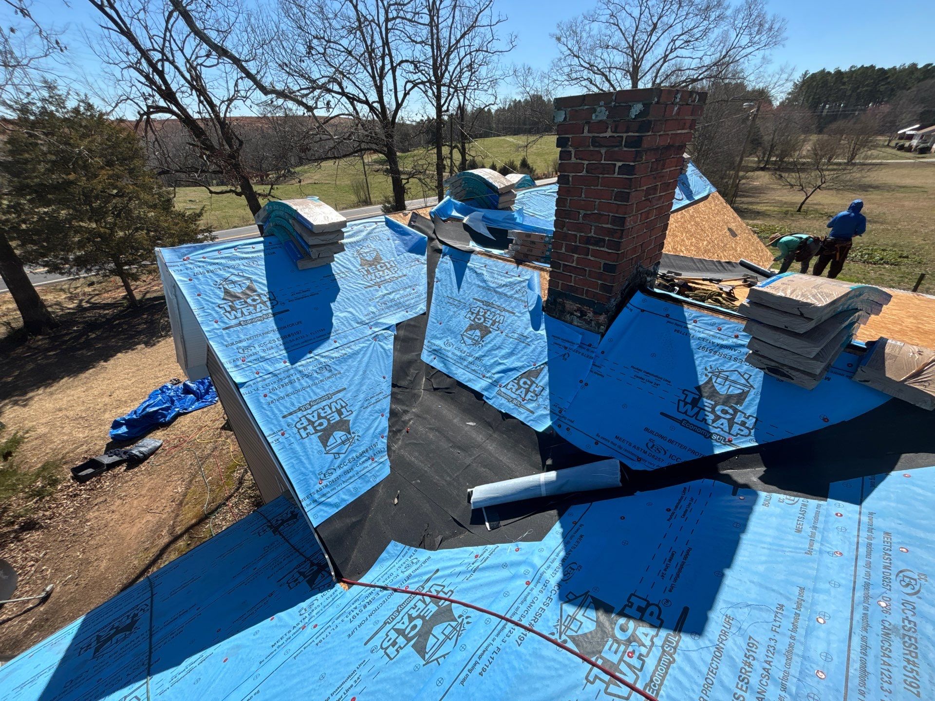 Landmark Asphalt Shingle Roof Replacement and Decking Repair in Belton by Roofers LLC
