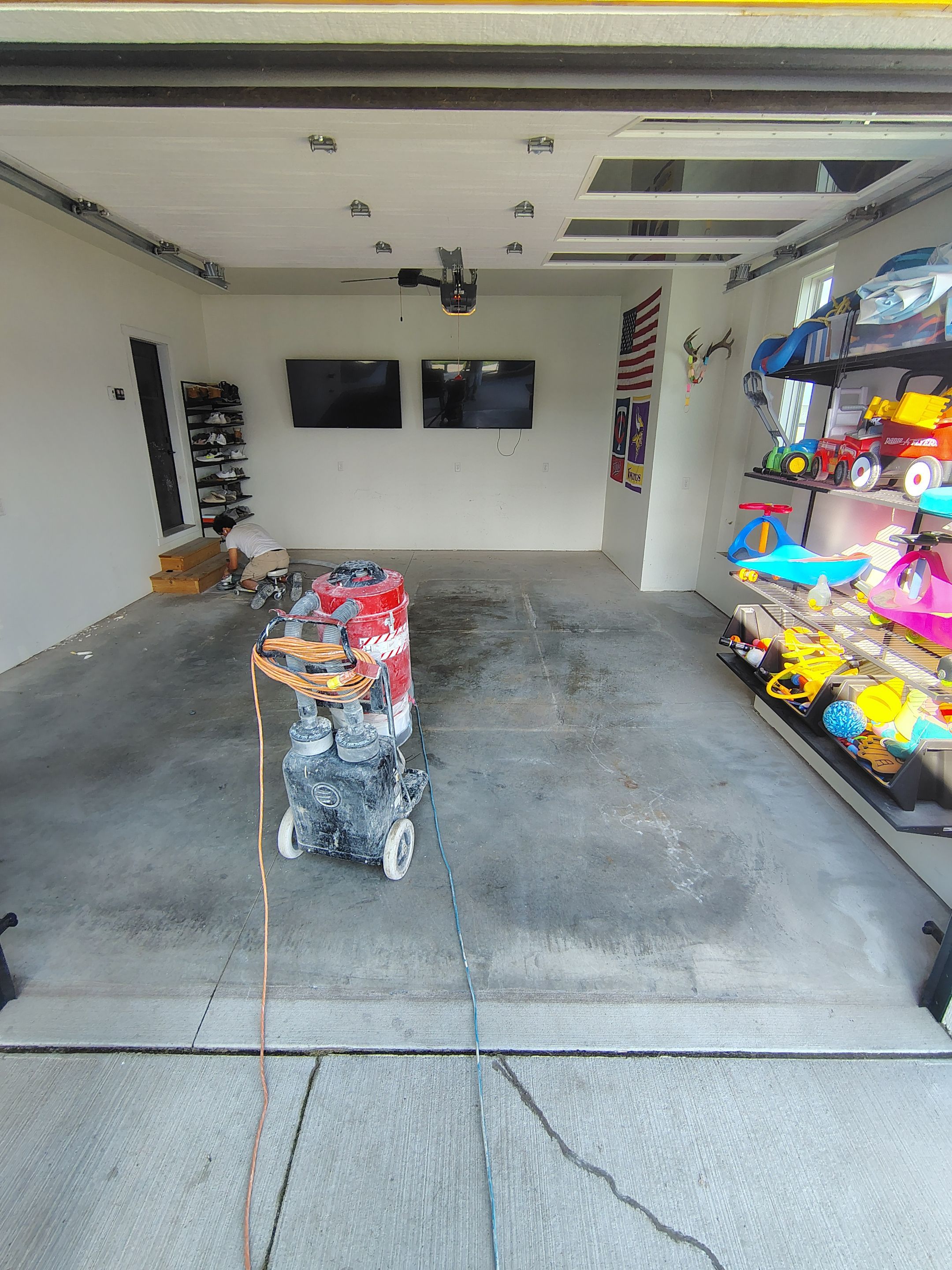 Dell Rapids Multi-Car Garage Concrete Floor Coating and Repair by Select Painting, Coatings & Garage Cabinets