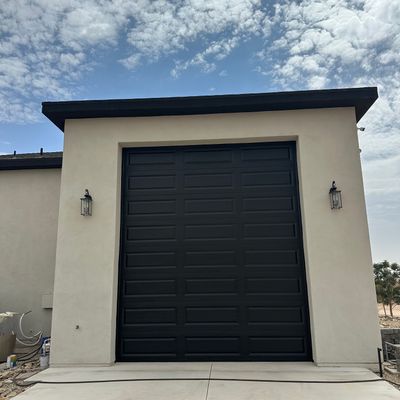 104th Pl - Garage Door