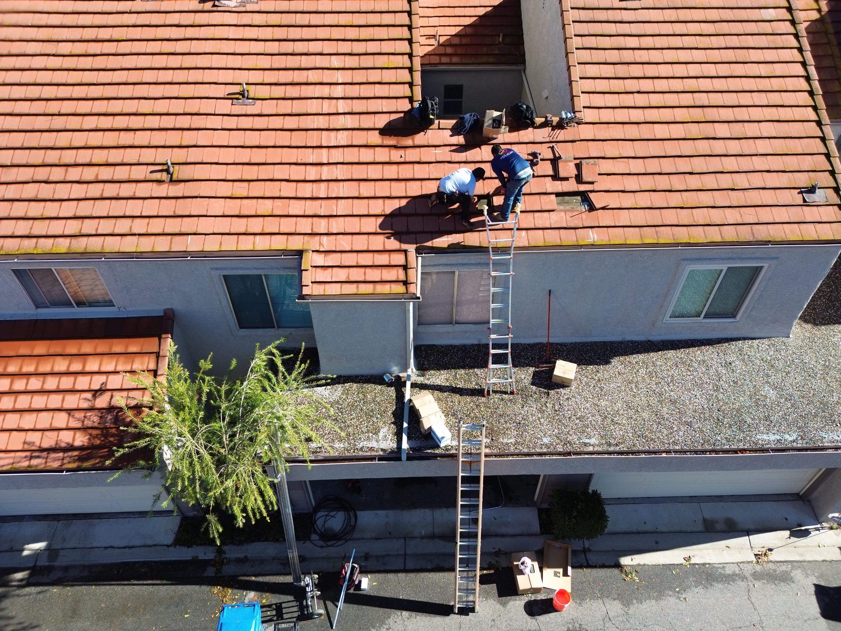 13-Panel Solar Array and Tesla Powerwall 3 Installation in Westlake Village by AWS Solar