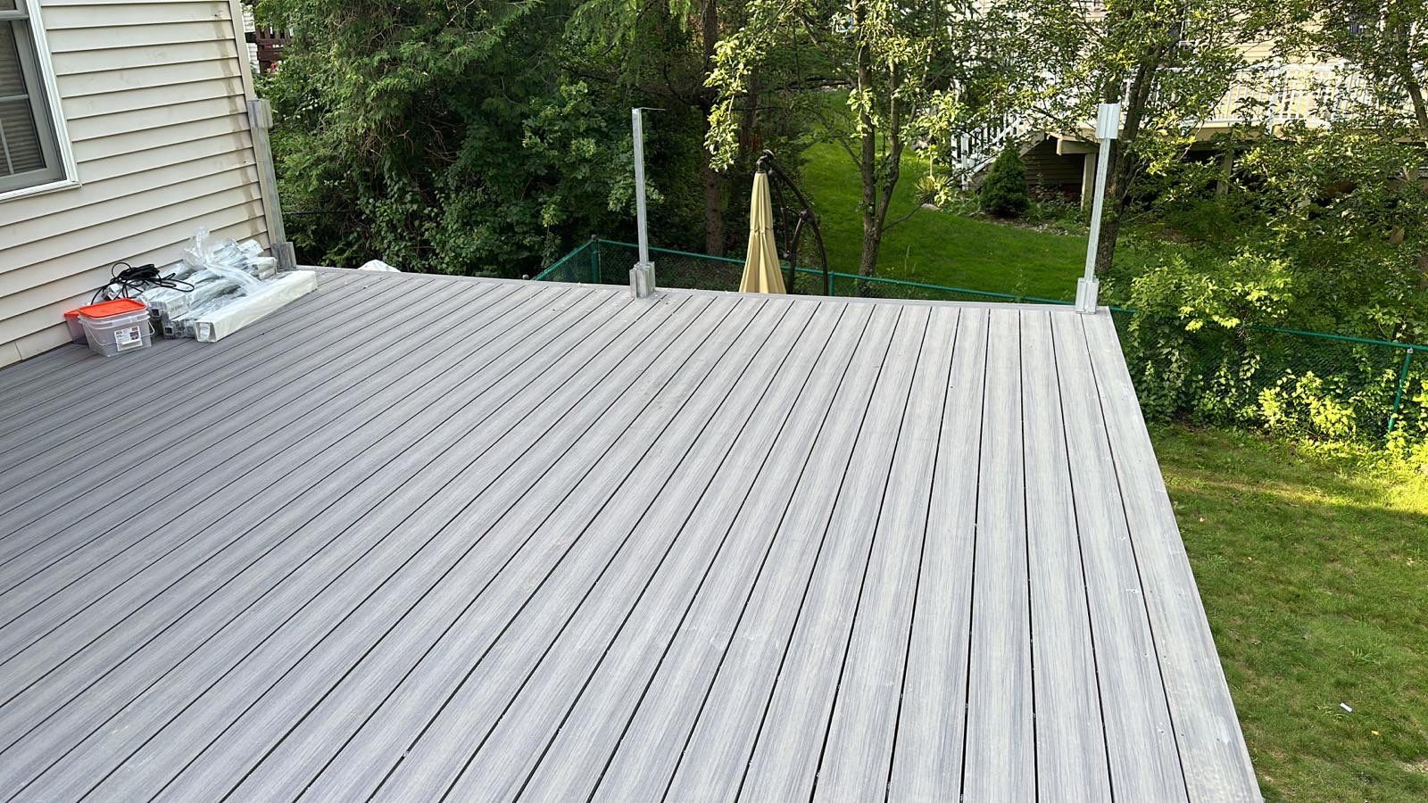 New Deck In by deck guardian