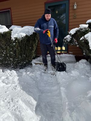 Residential Snow Plowing and Removal Services in Wallingford