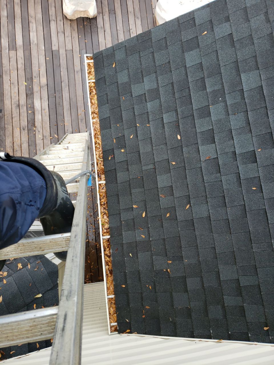 House Wash using cleaner by Power Wash Masters LLC
