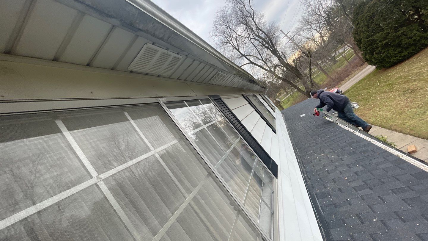 Roof Replacement using CertainTeed Landmark by 180 Contractors
