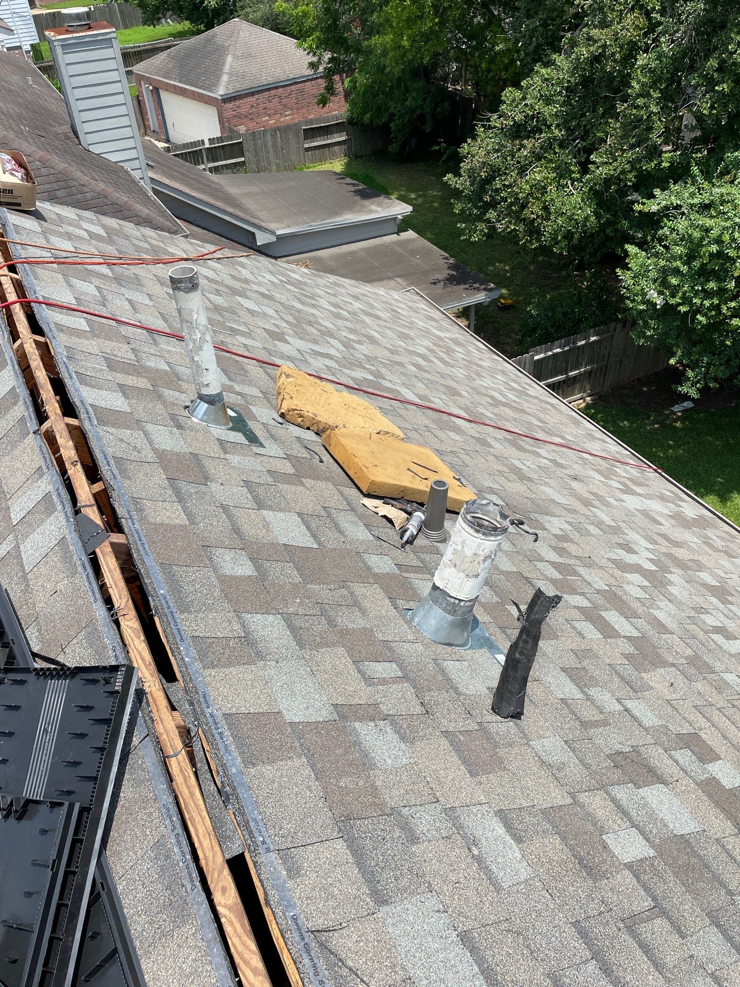 Residential Roofing Installation using Owen's Corning Duration (Lifetime) Shingles by Roof Repair Company