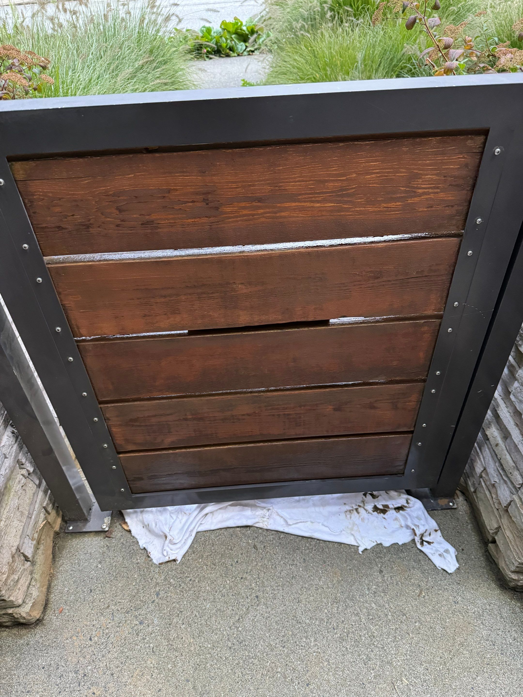 Gate Staining Project by YVR Construction Group