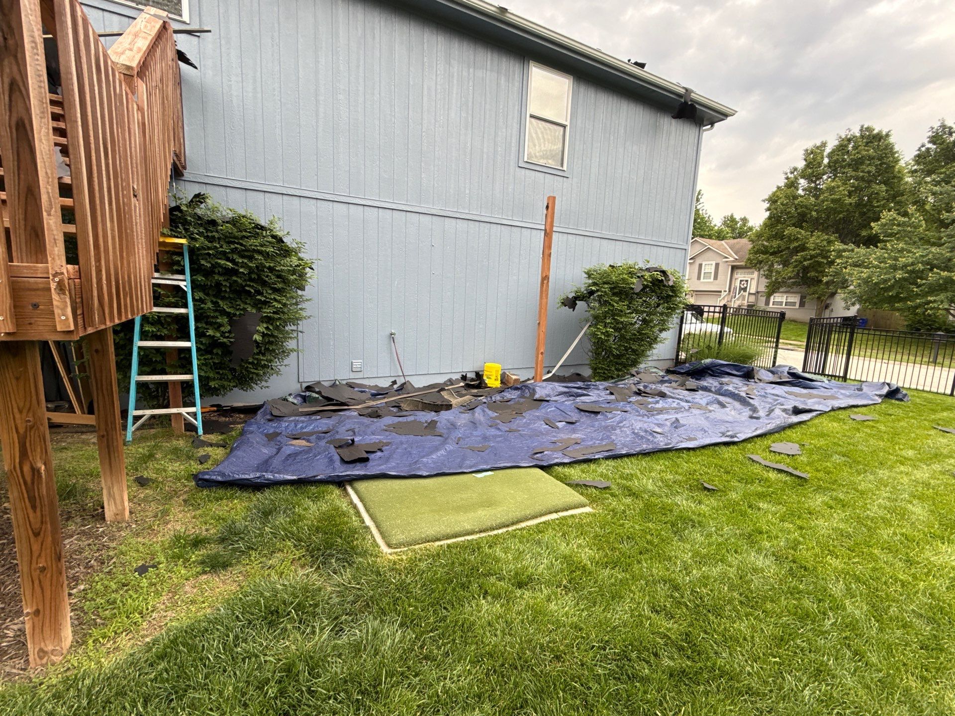Grain Valley Residential Roof Replacement Featuring GAF Timberline HDZ Shingles by Summit Roofing