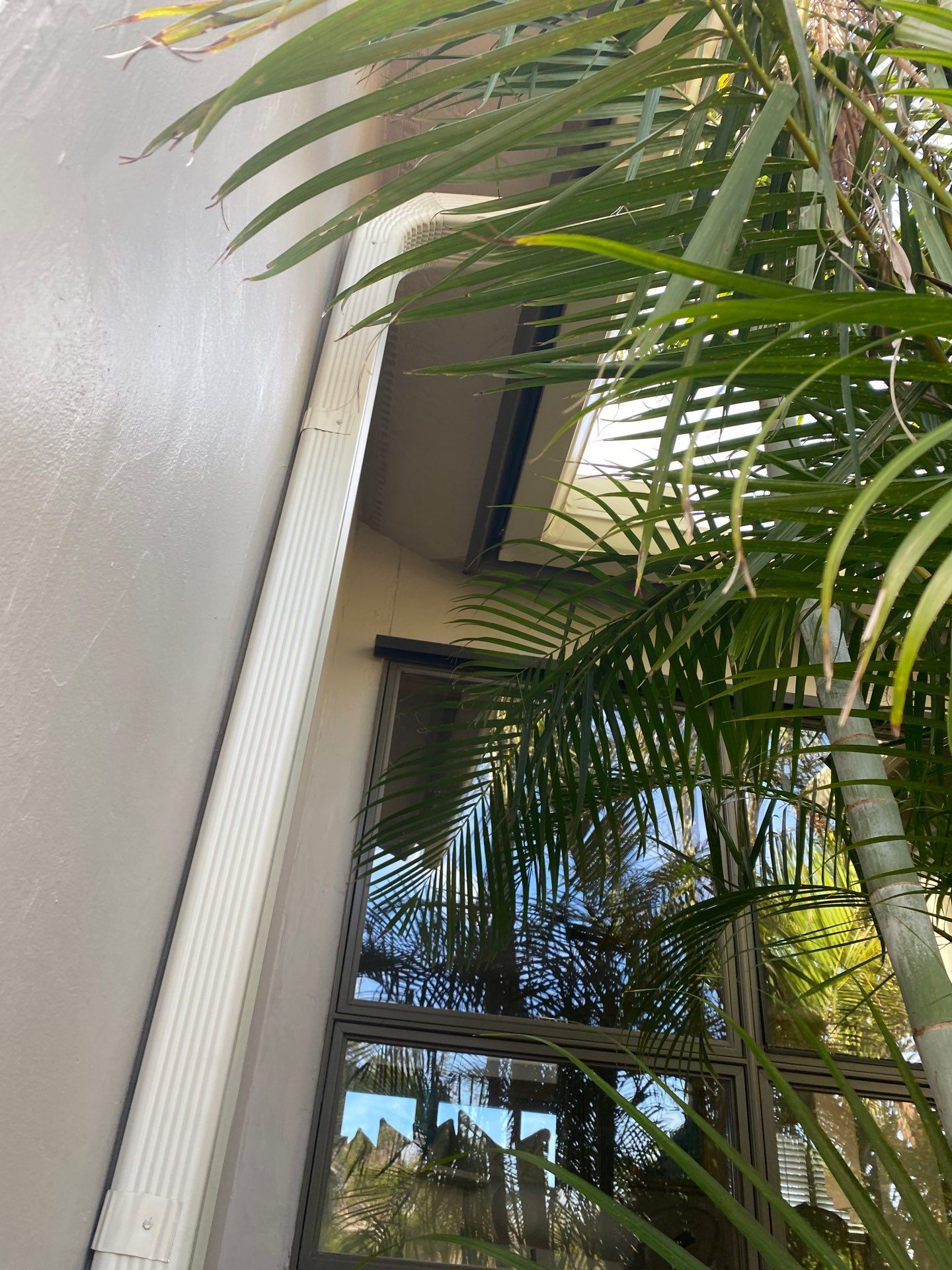 7-Inch K-Style Seamless Gutters in Longboat Key FL by Gutter Professors