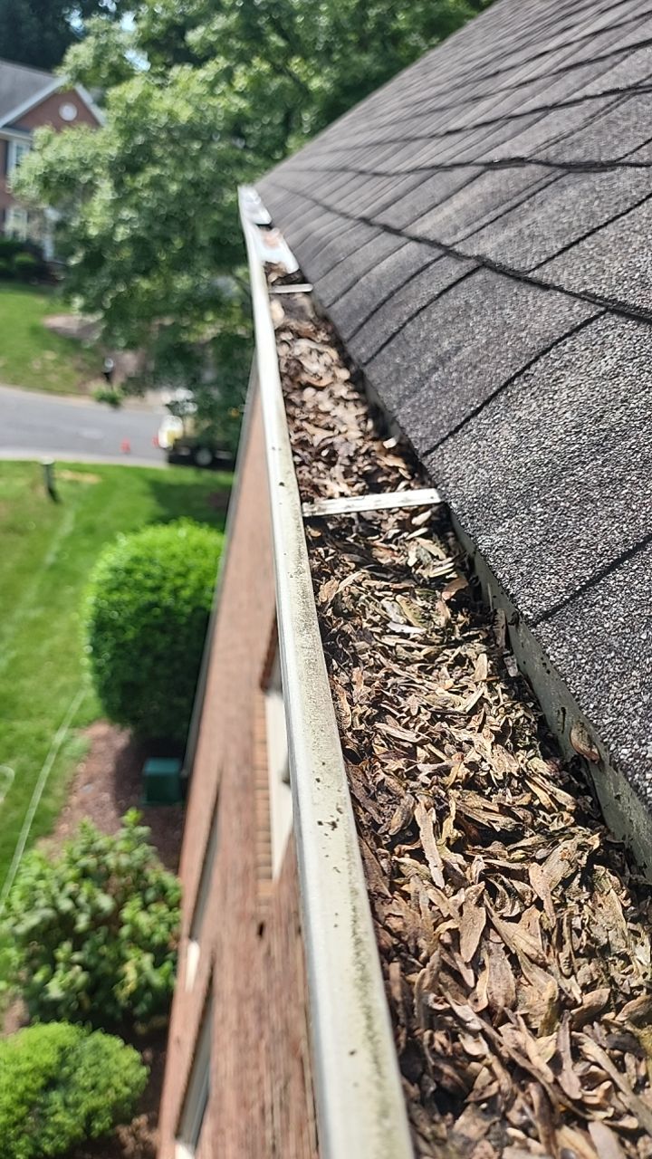 House Wash using cleaner by Power Wash Masters LLC