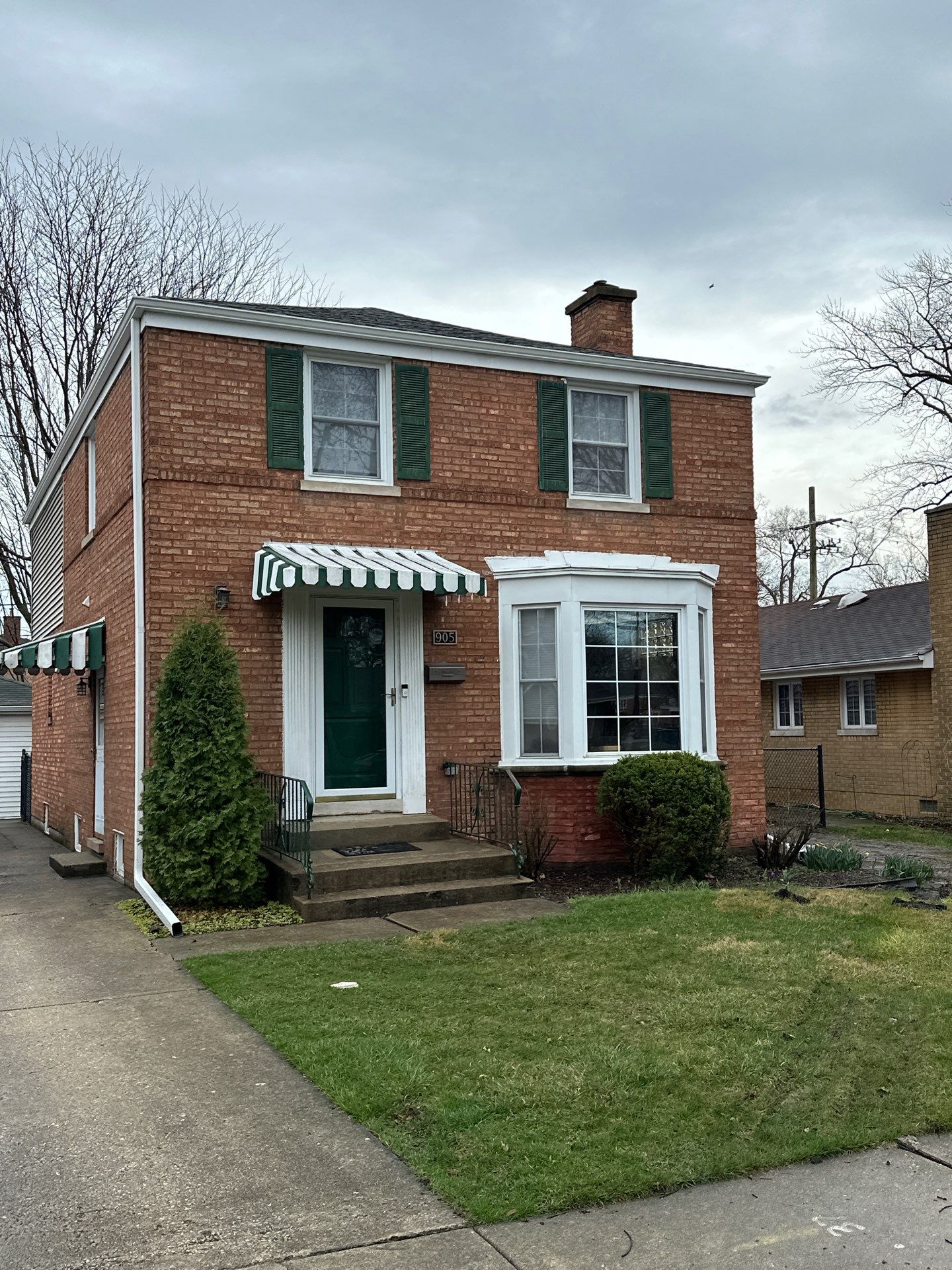 Residential Roofing Installation using Malarkey Roofing by Perfect Exteriors Inc. 