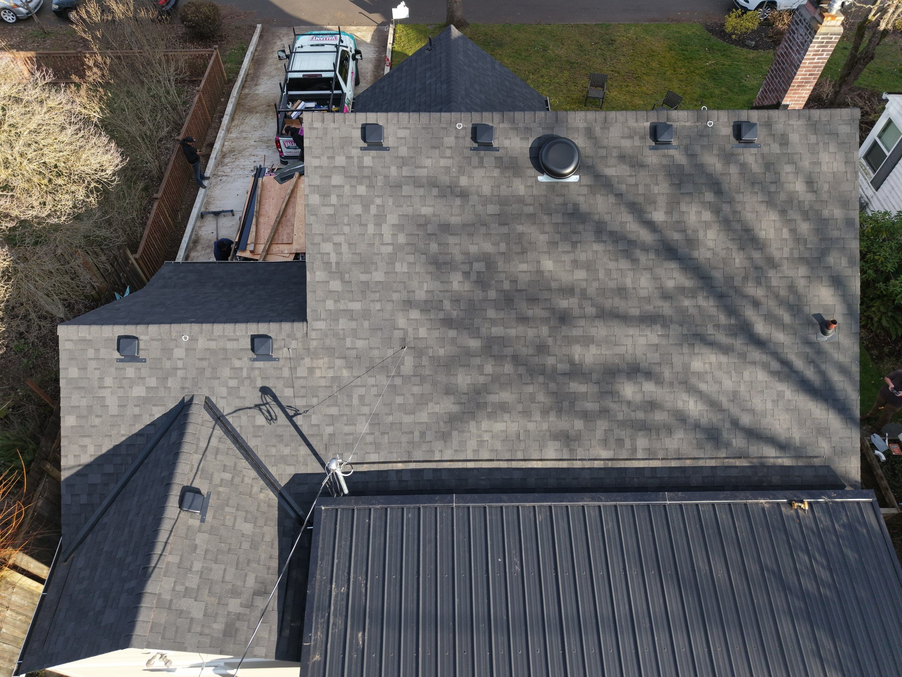Onyx Black | Roof Replacement in Vancouver WA, 98660 by Valiant Roofing, LLC