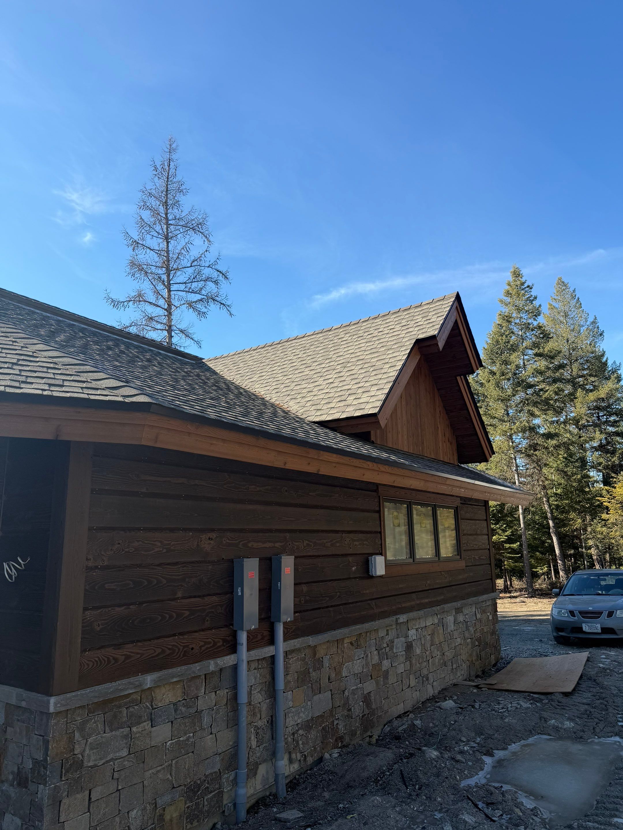 UHDZ Whitefish Hills - Weathered Wood by Montana Roofing Solutions