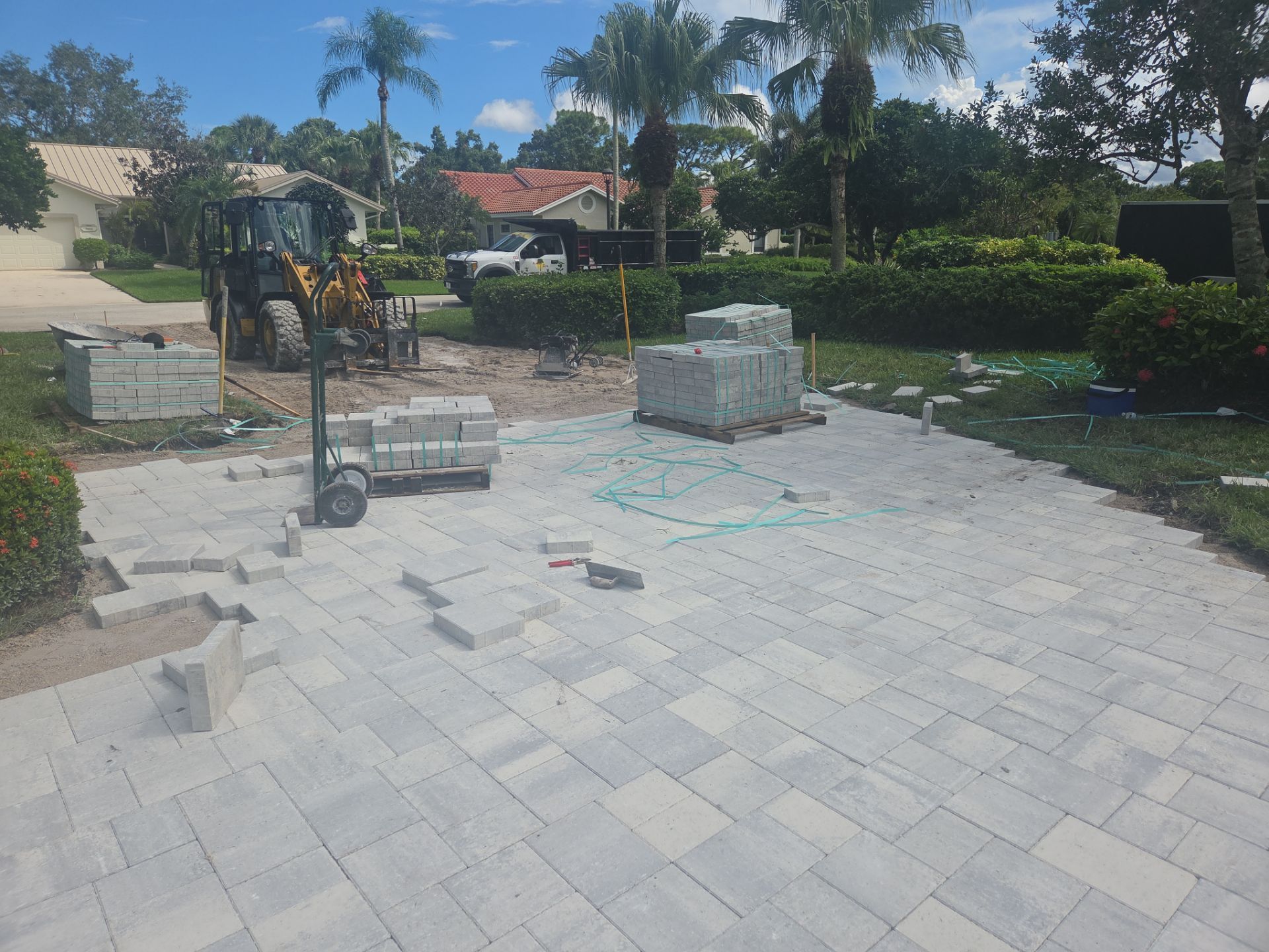 🌴 “Harbour Ridge Haven – A Tropical Revival by Alpha Zeta Landscapes” by Alpha Zeta Enterprises Inc