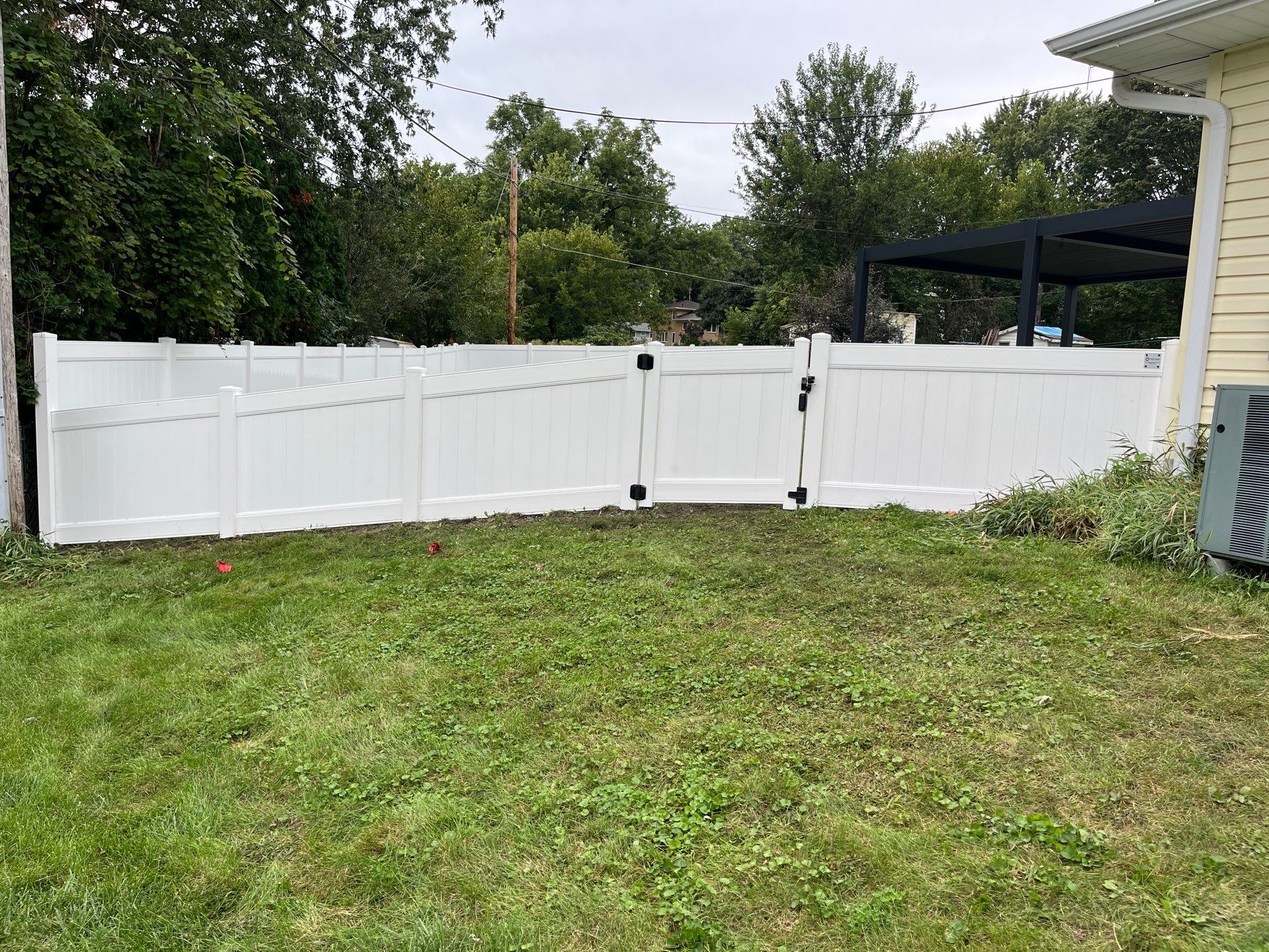 New White Vinyl Privacy Fence and Gate Installation in Waterloo by Perfect Picket Fence and Stain