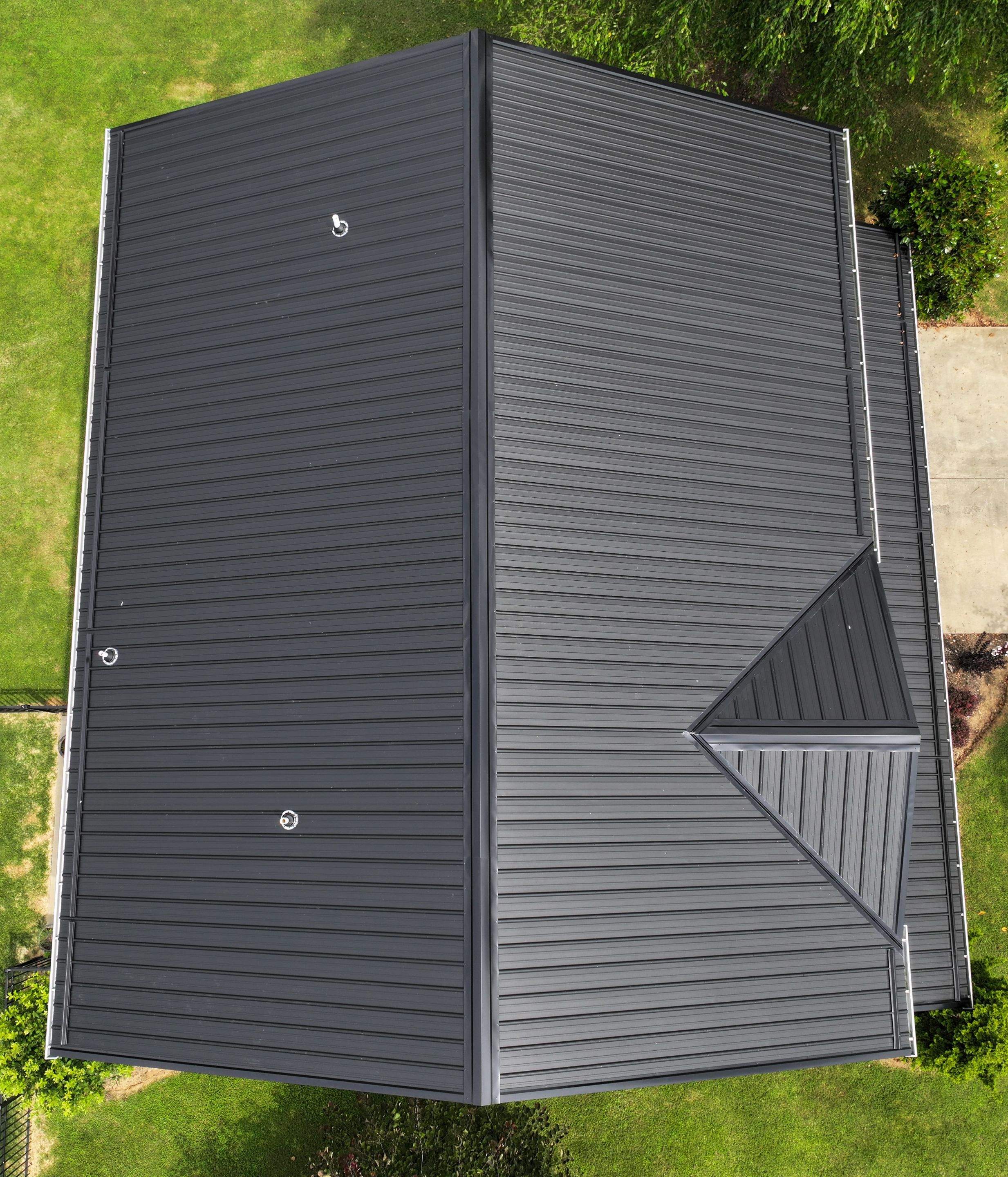 Parker Residence by Omnia Roofing