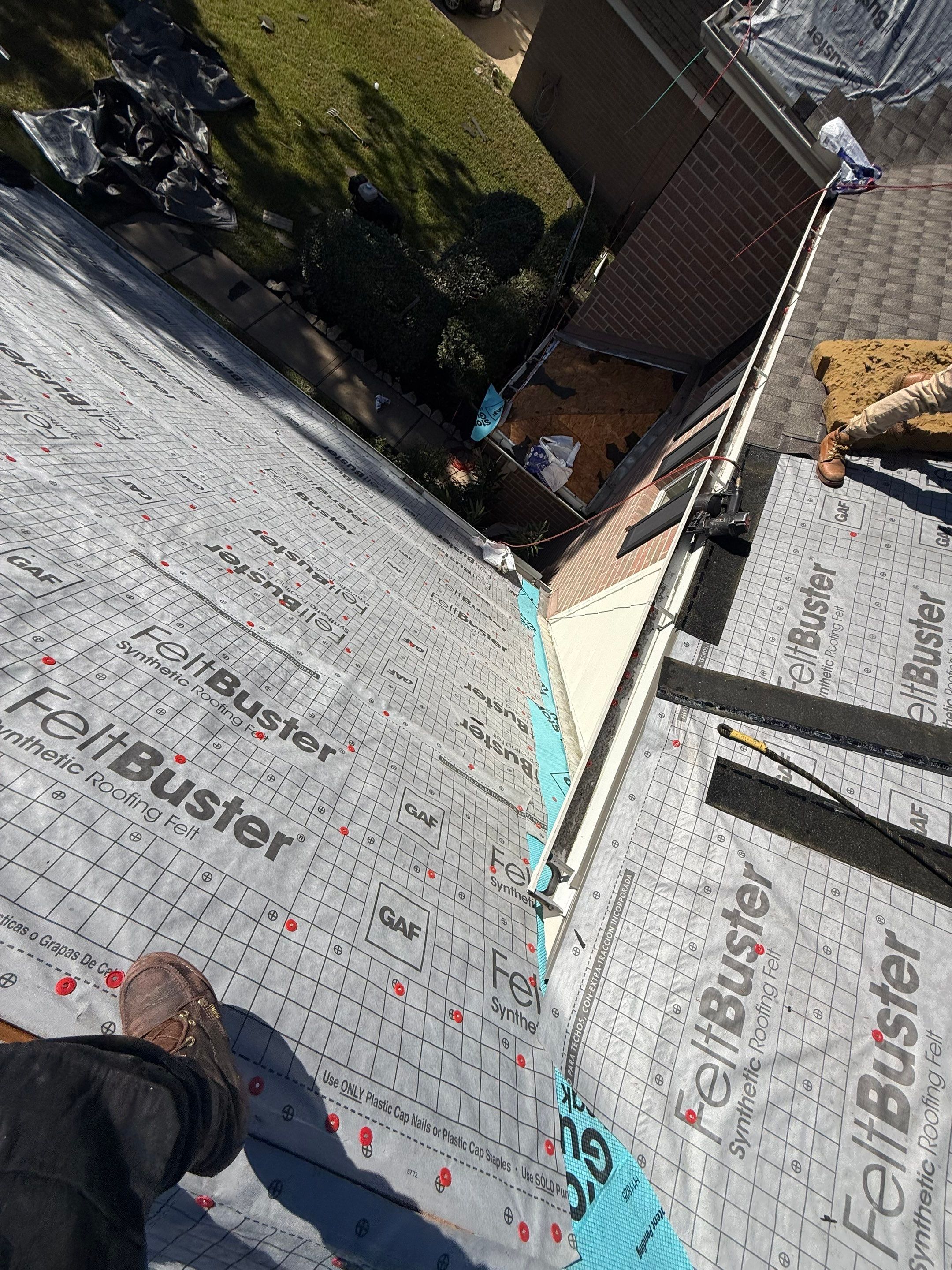 Roof Replacement in Falcon Ranch, Katy TX by Roof Repair Company