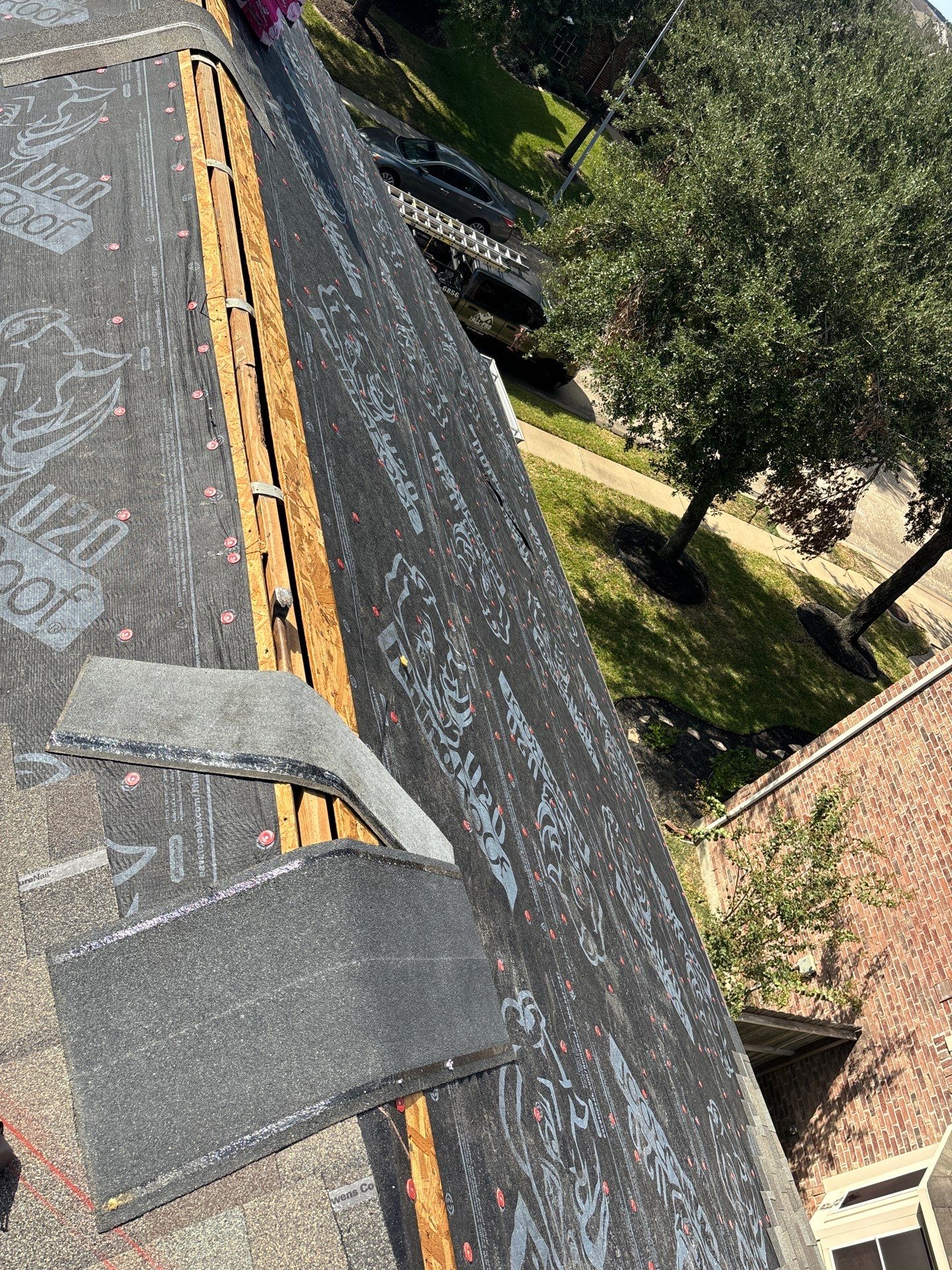 Residential Roofing Installation using Owen's Corning Duration (Lifetime) Shingles by Roof Repair Company