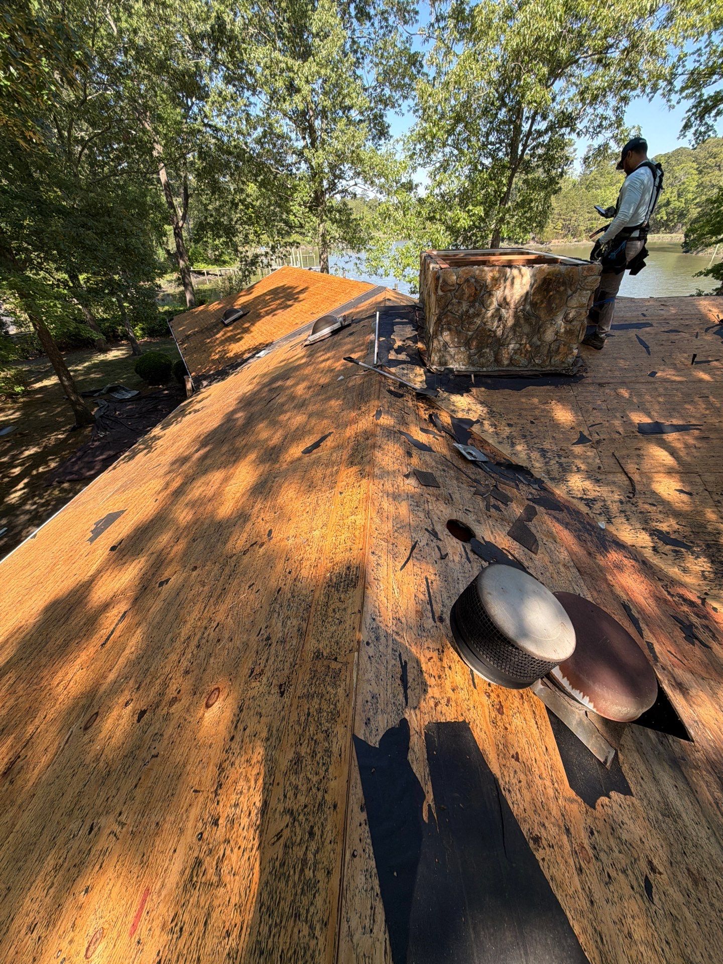 Waterfront Roof, Fascia, and Soffit Replacement in Gloucester Point by Cade Construction