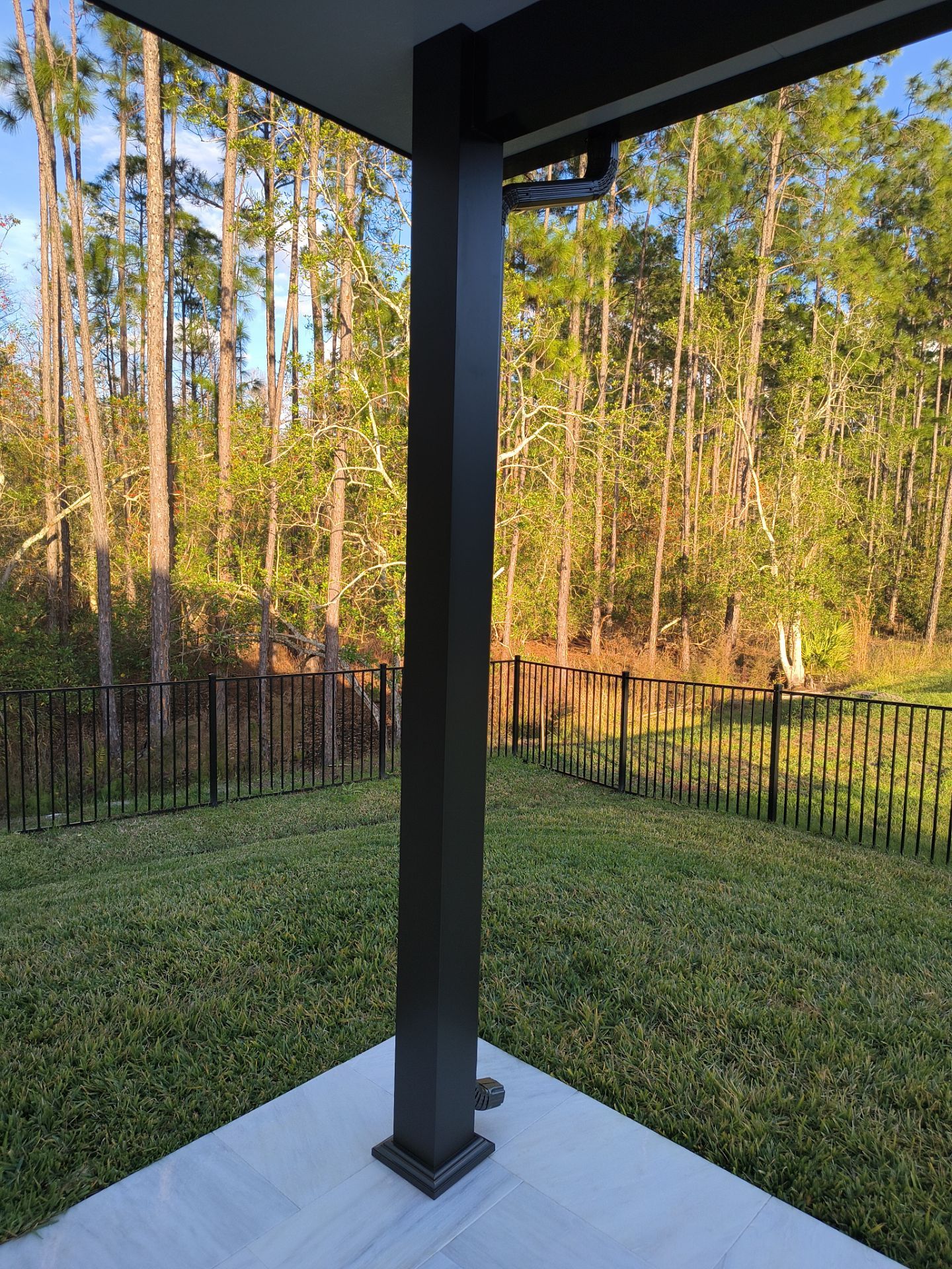 Modern Freestanding Insulated Pavilion | Windermere Poolside Oasis by Orlando pergolas 