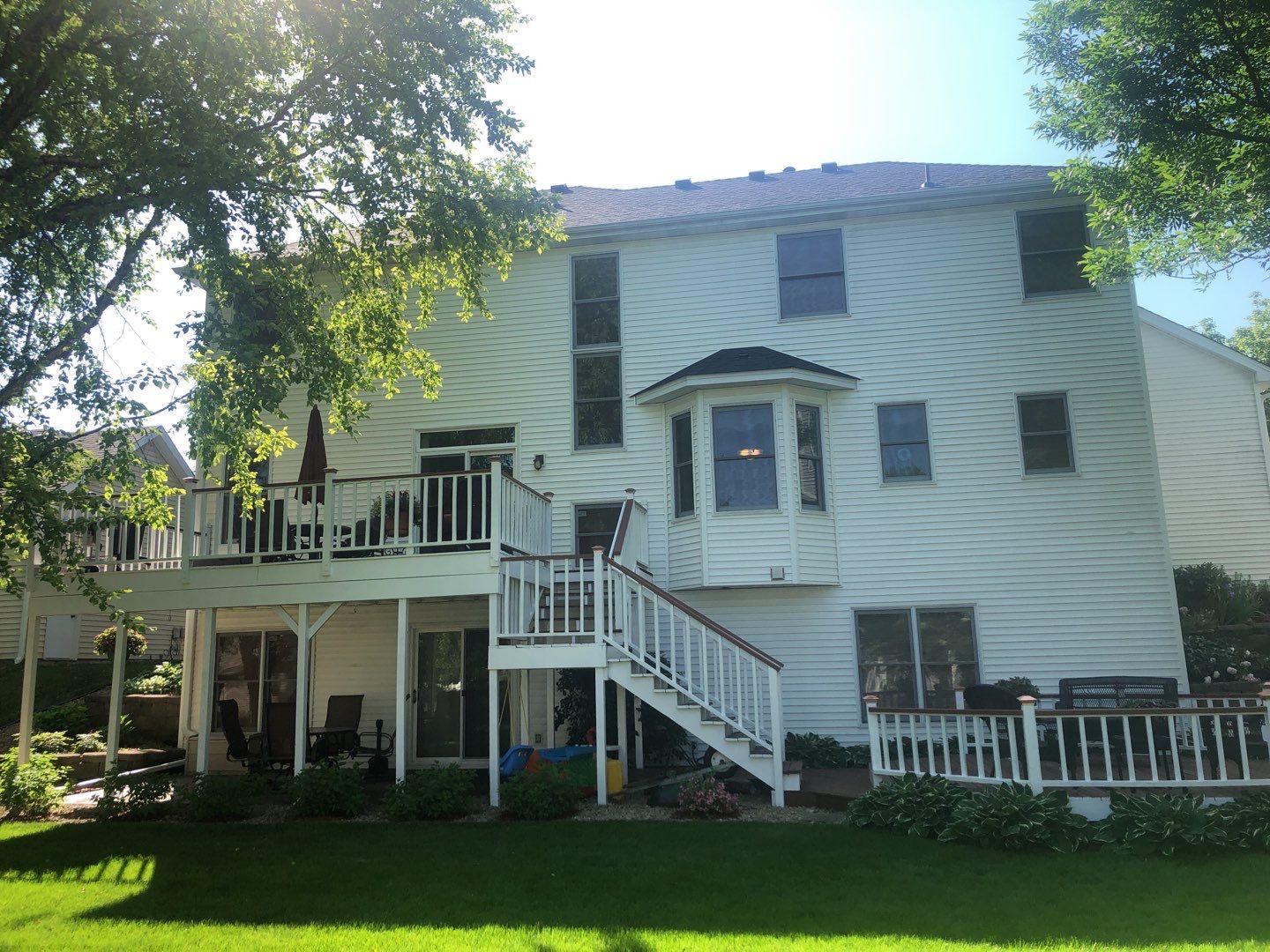 Eden Prairie, MN – Roof and Skylight Replacement by First Impressions Exteriors
