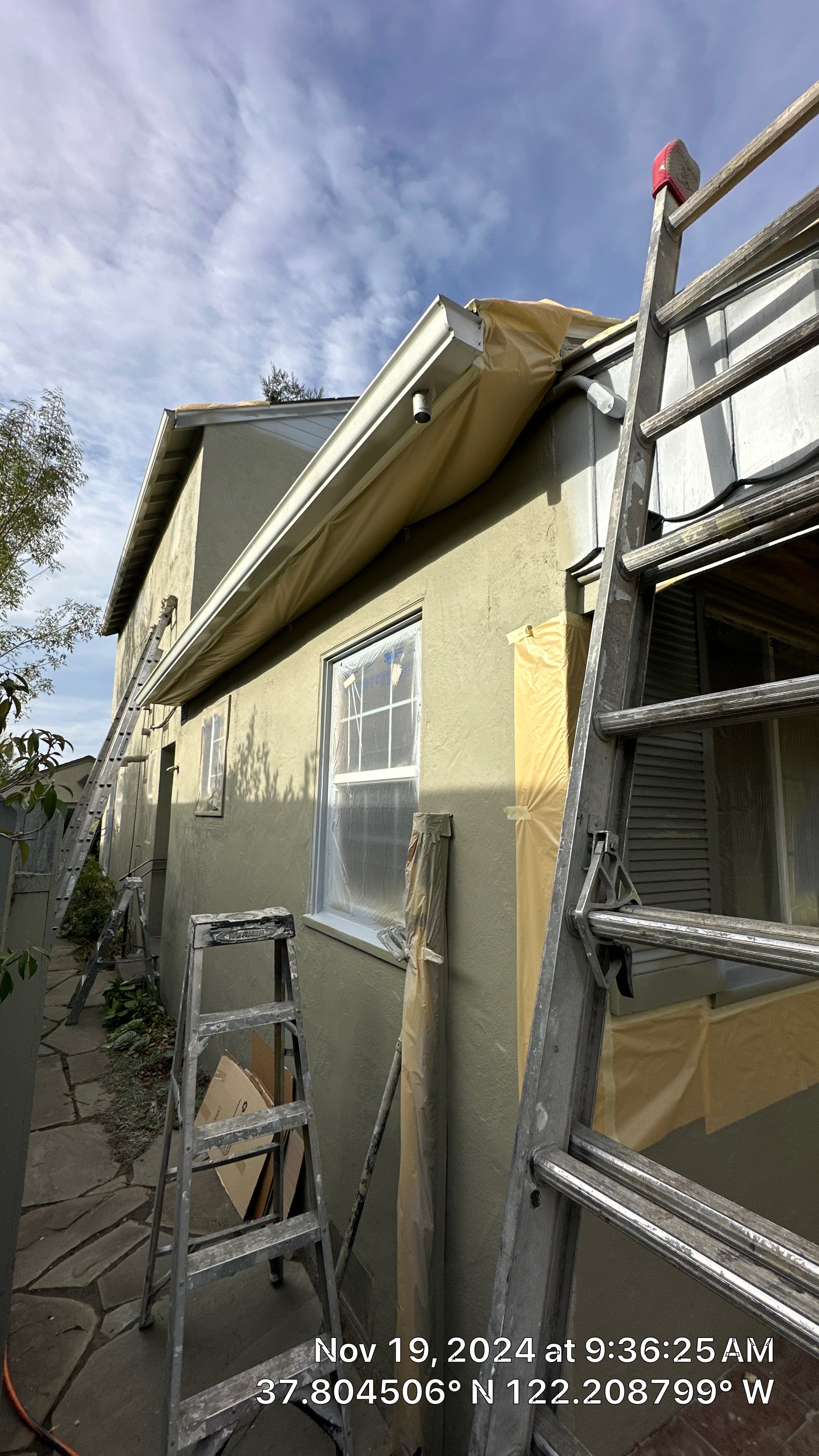 Exterior repaint-siding and stucco by Herrera’s Bay Area Painting inc.