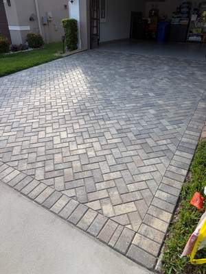 Paver Sealing and Restoration for Valencia Lakes Driveway