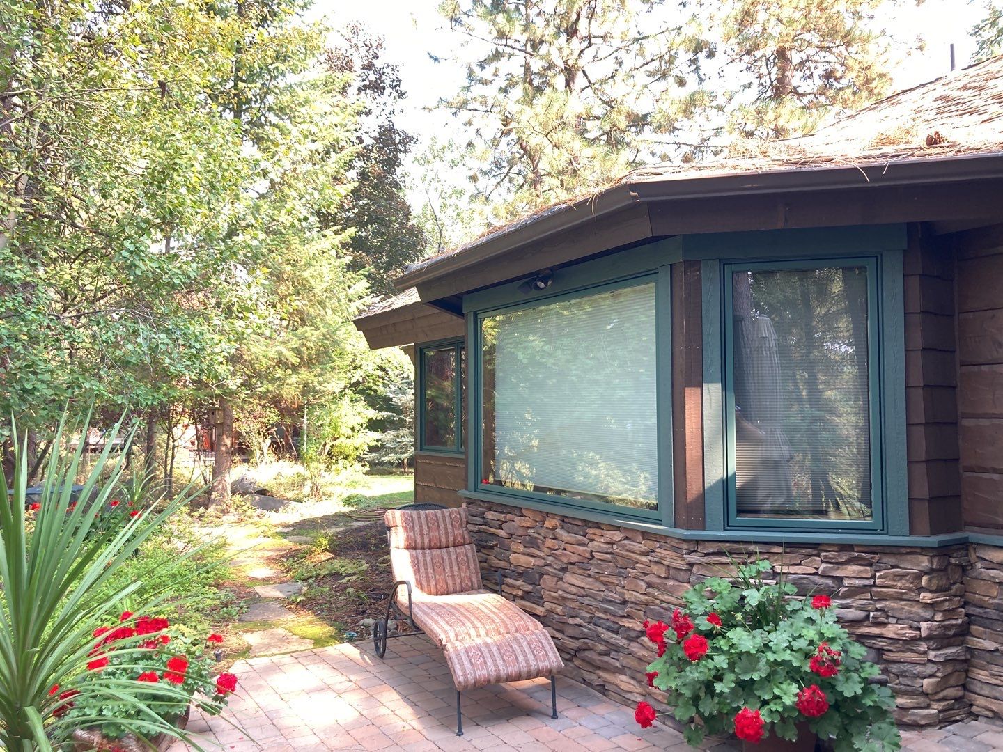 Two story new build gets a CertainTeed Landmark roof in Shenandoah  by ID Roofing LLC