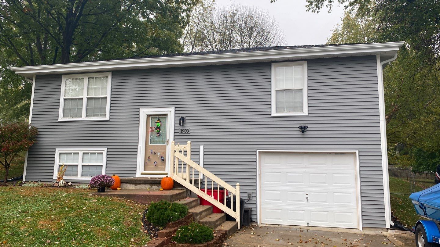 New Curb Appeal is Activated by EEC  Windows, Siding & Roofing 
