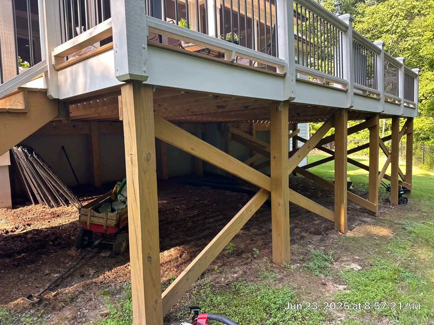 Wood Deck using Wood Sealant by DuraSeal